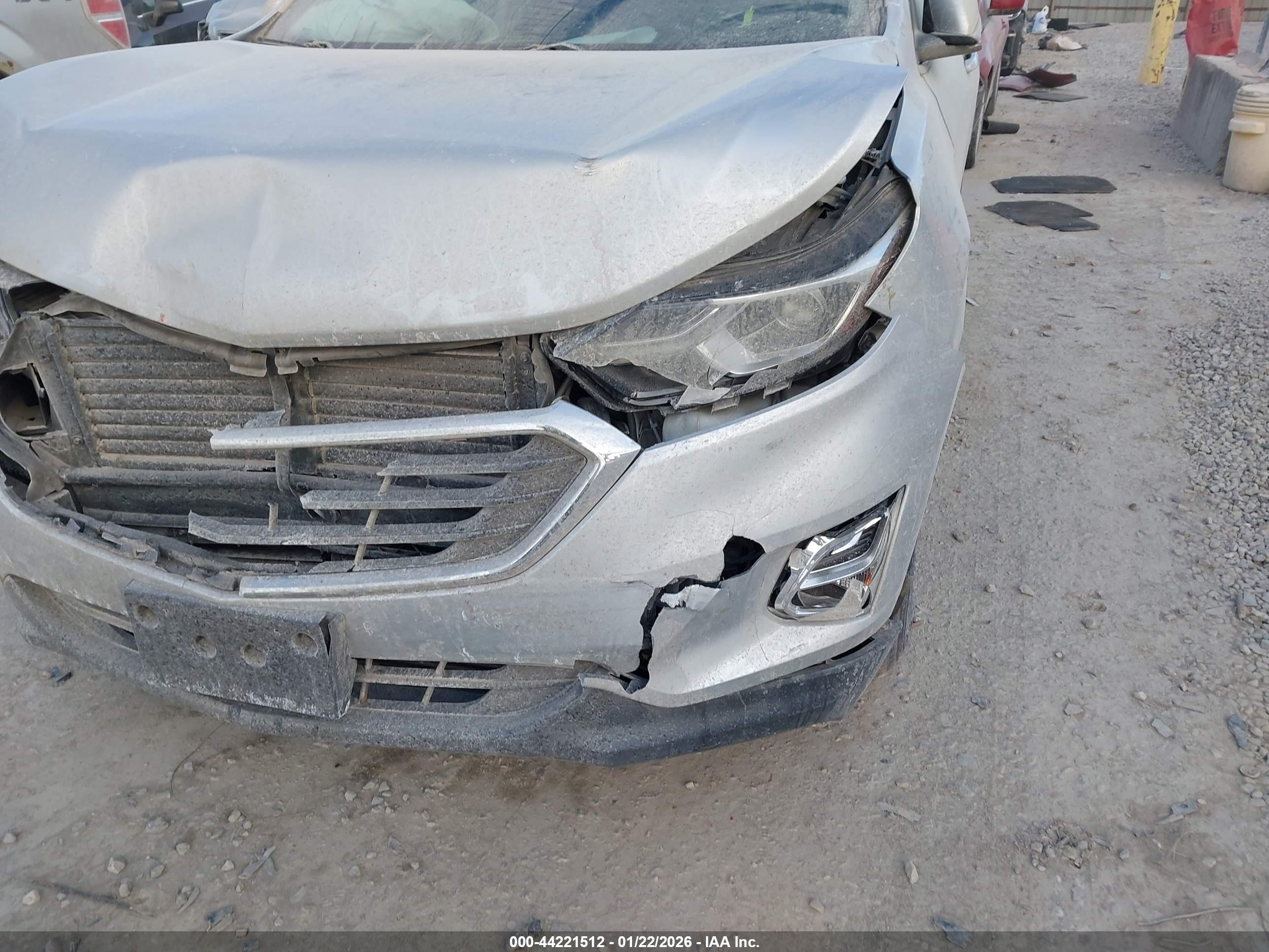 CHEVROLET EQUINOX image 6
