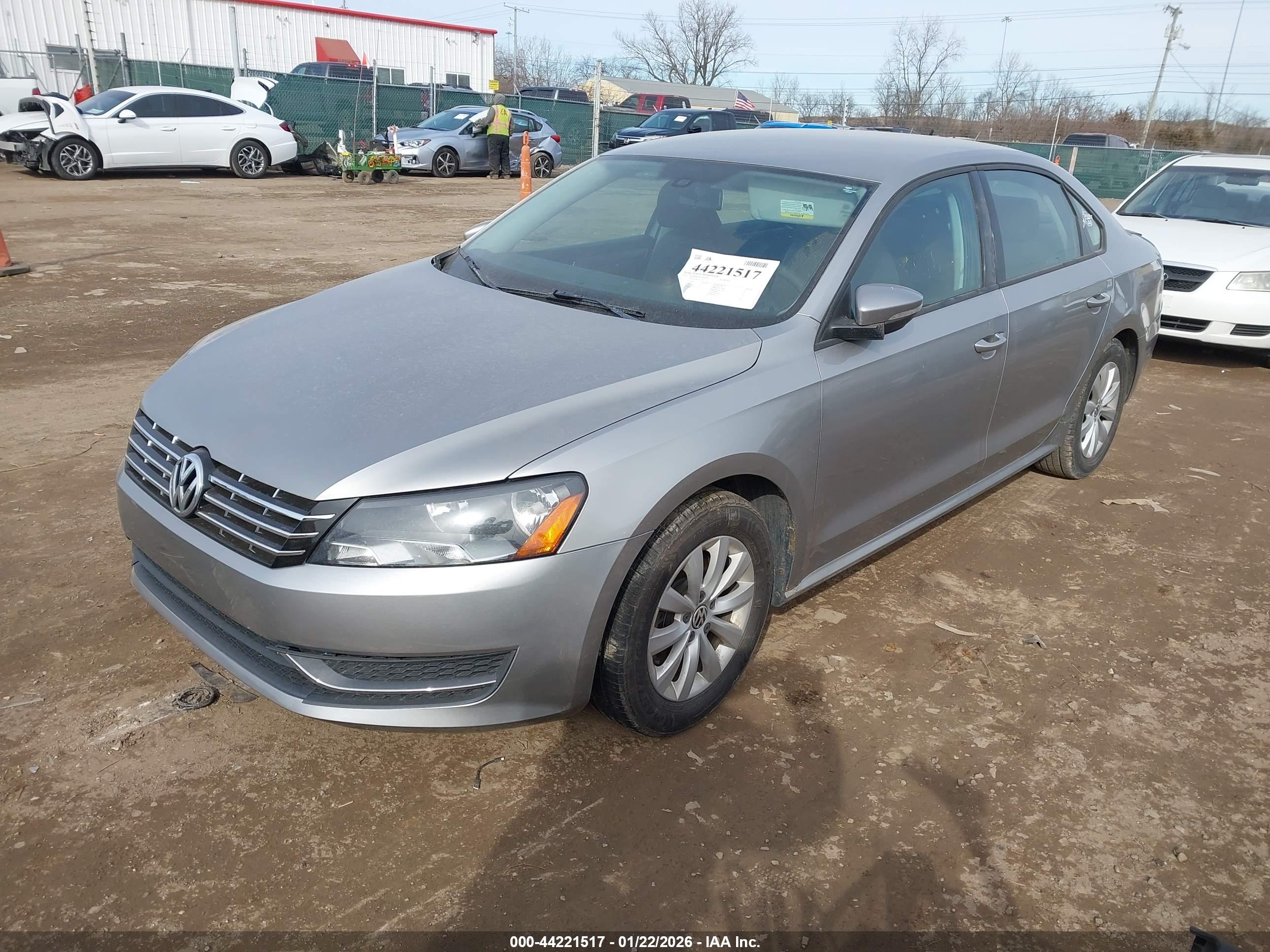 VOLKSWAGEN PASSAT image 2