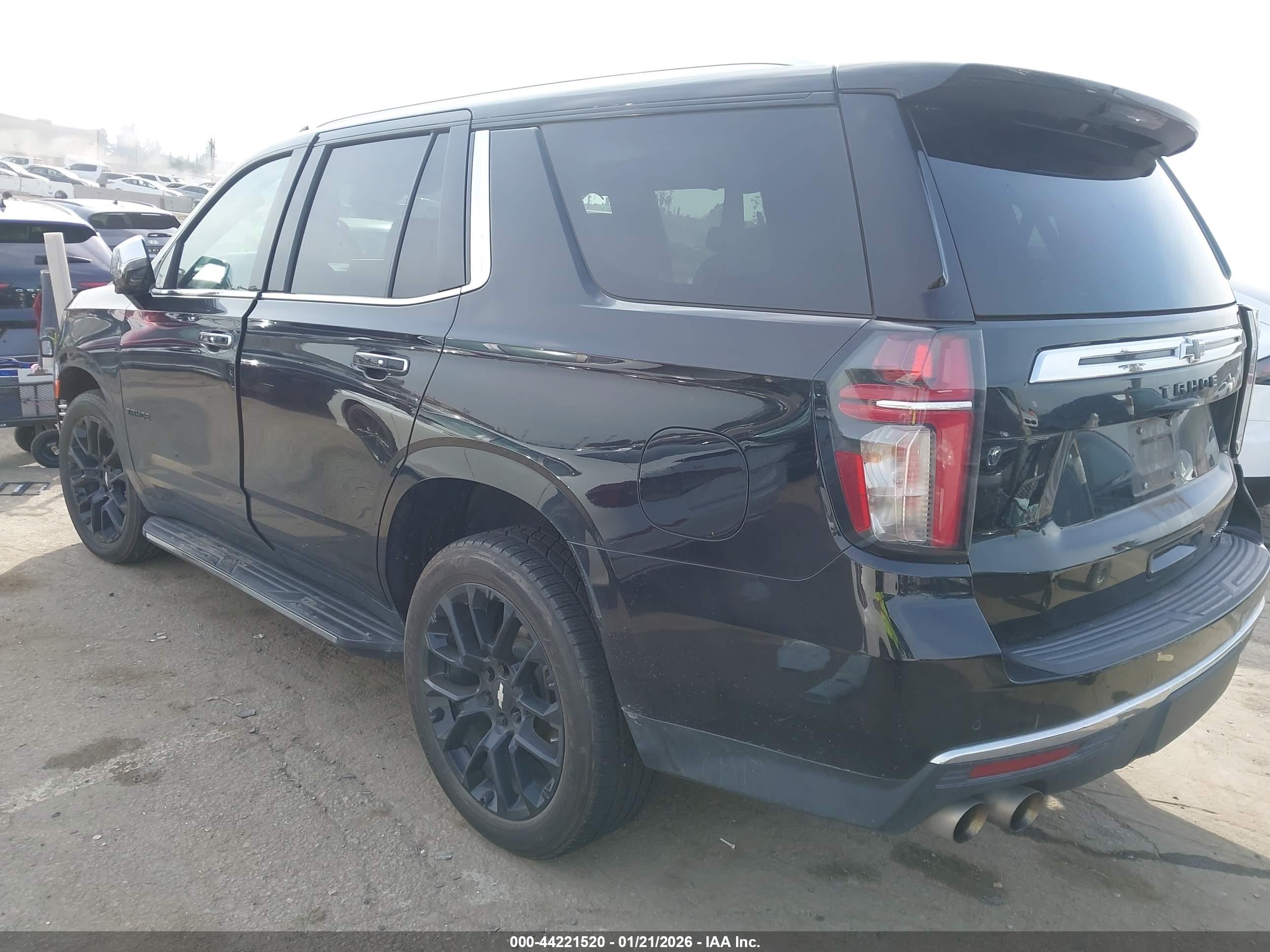 CHEVROLET TAHOE image 3