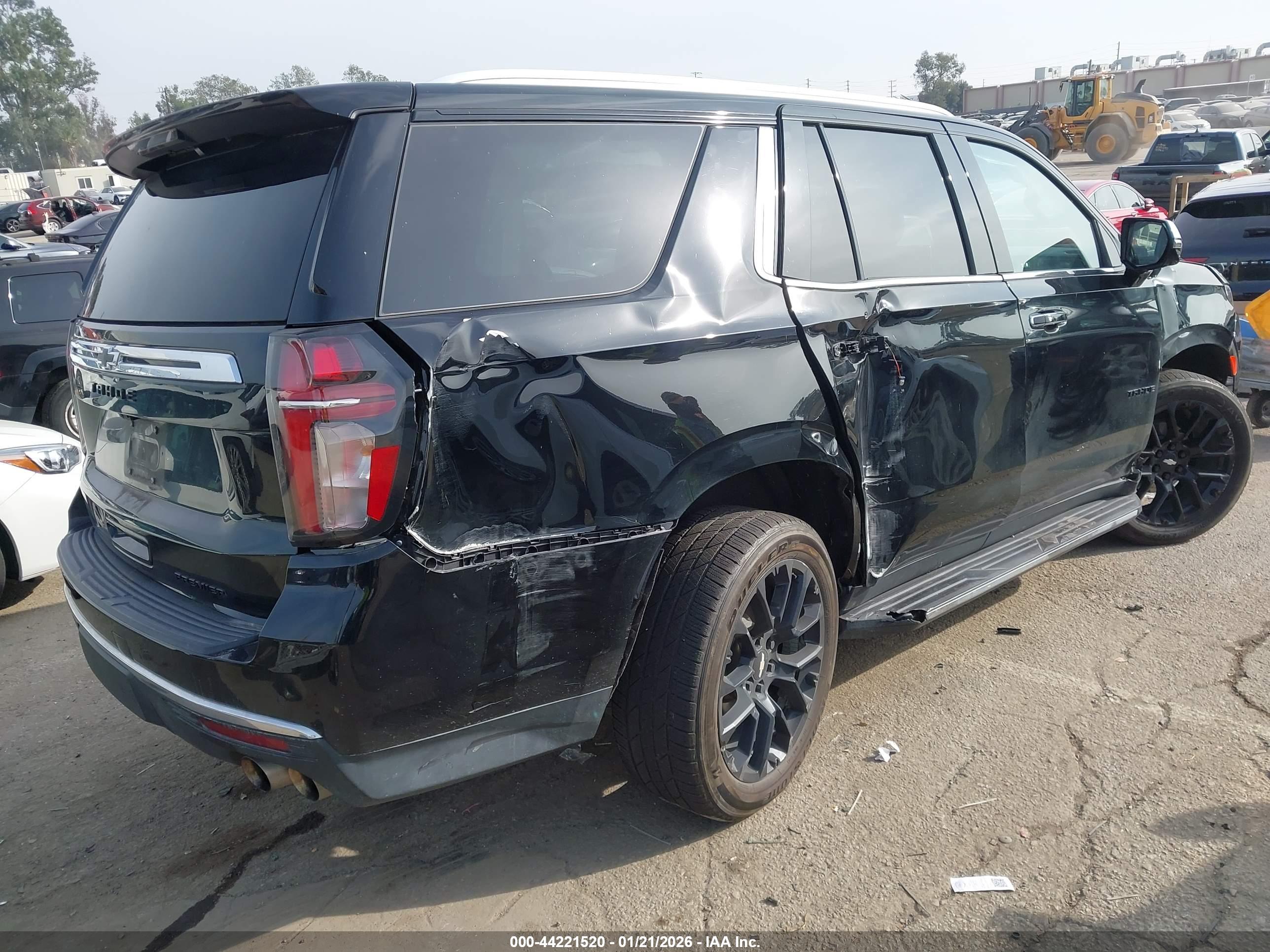 CHEVROLET TAHOE image 4