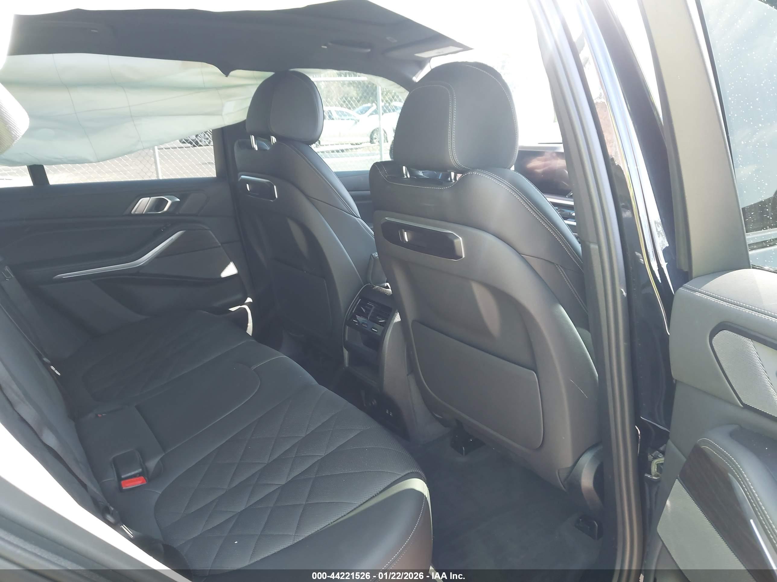 BMW X5 image 8