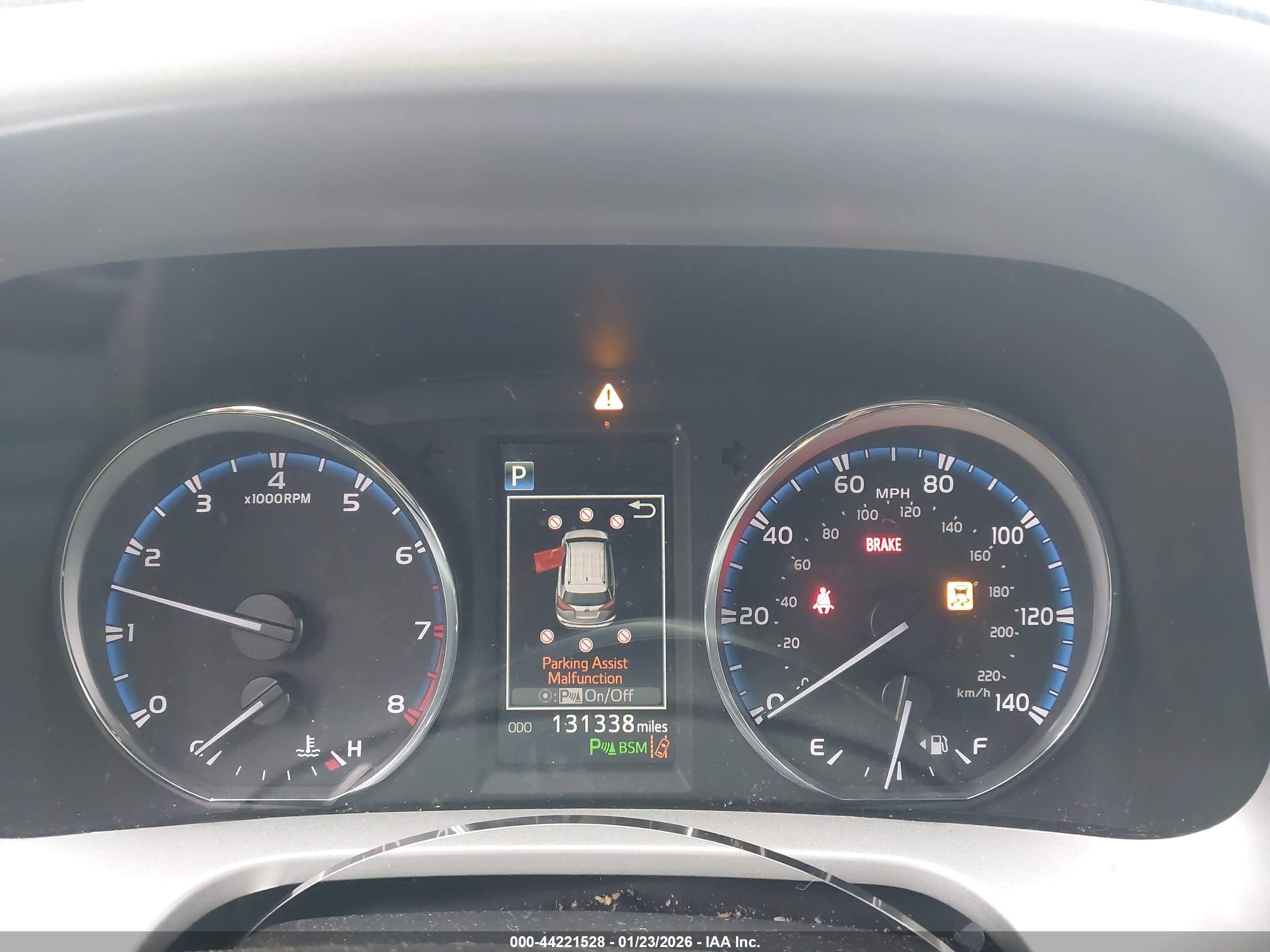 TOYOTA RAV4 image 7
