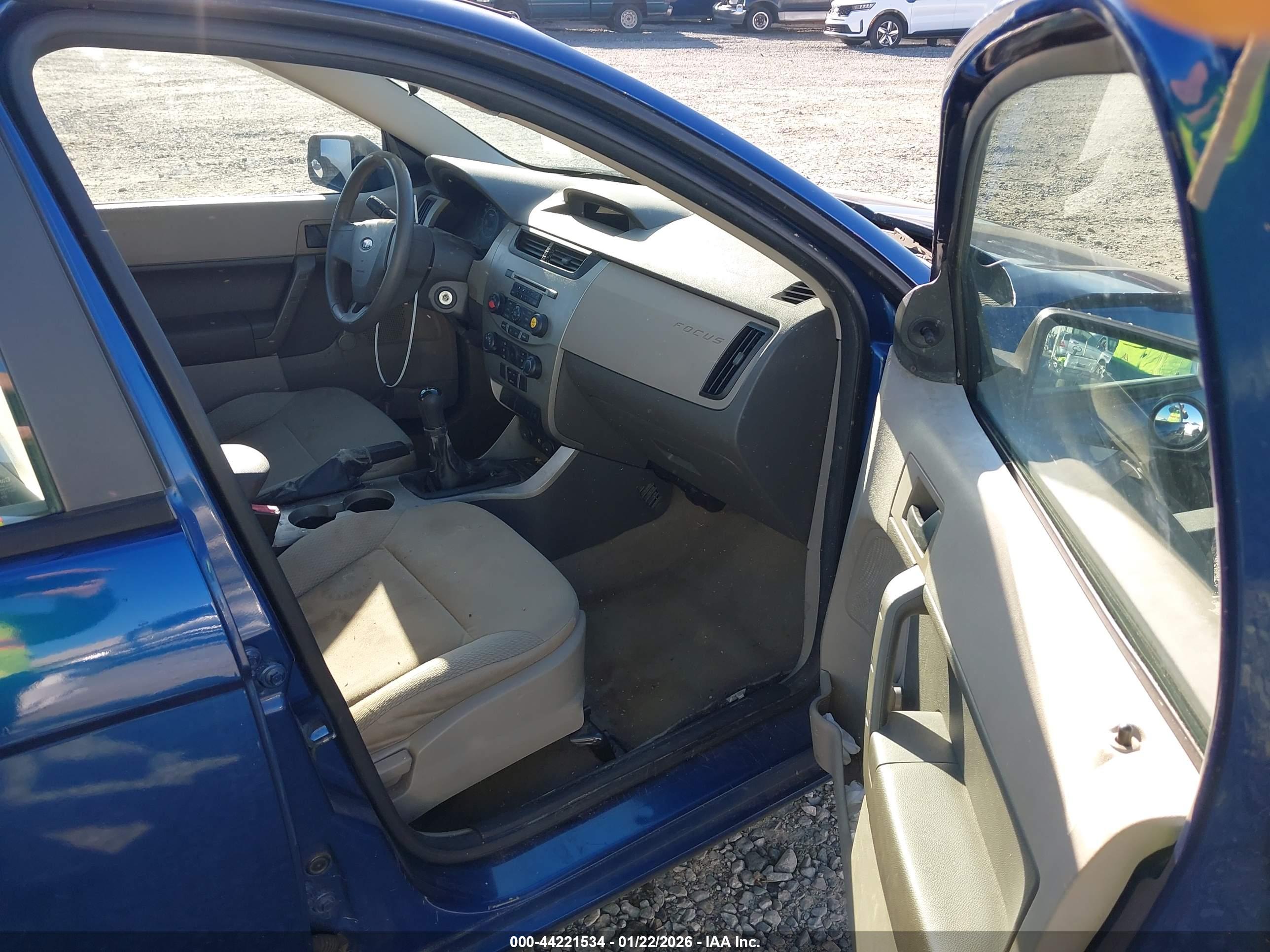 FORD FOCUS image 5