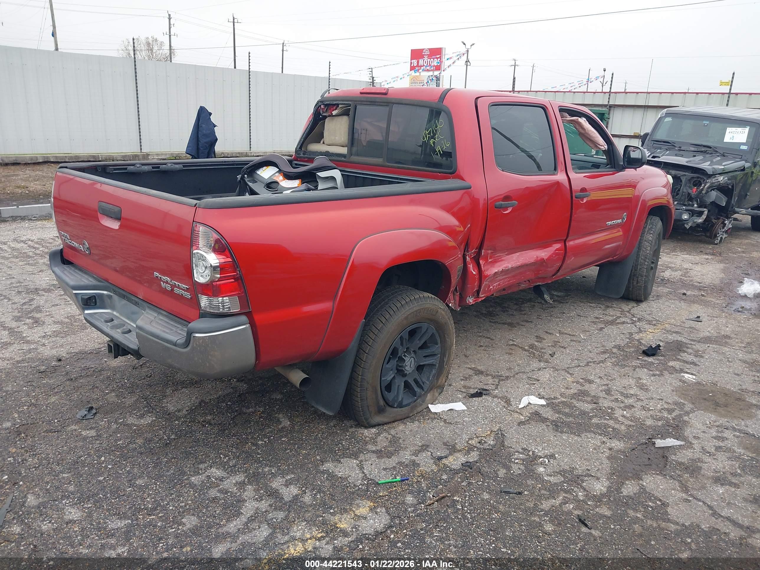 TOYOTA TACOMA image 4