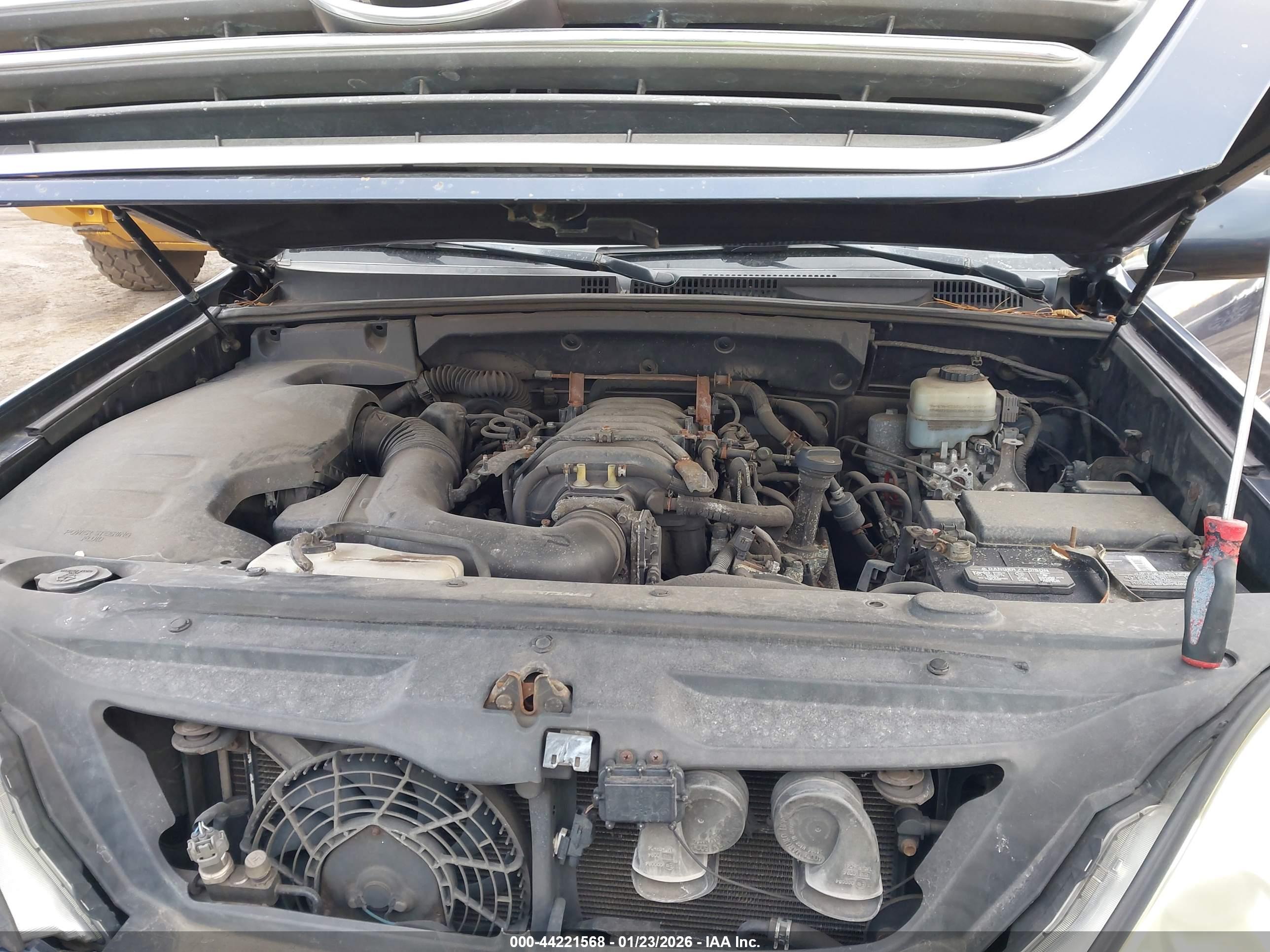LEXUS GX image 10