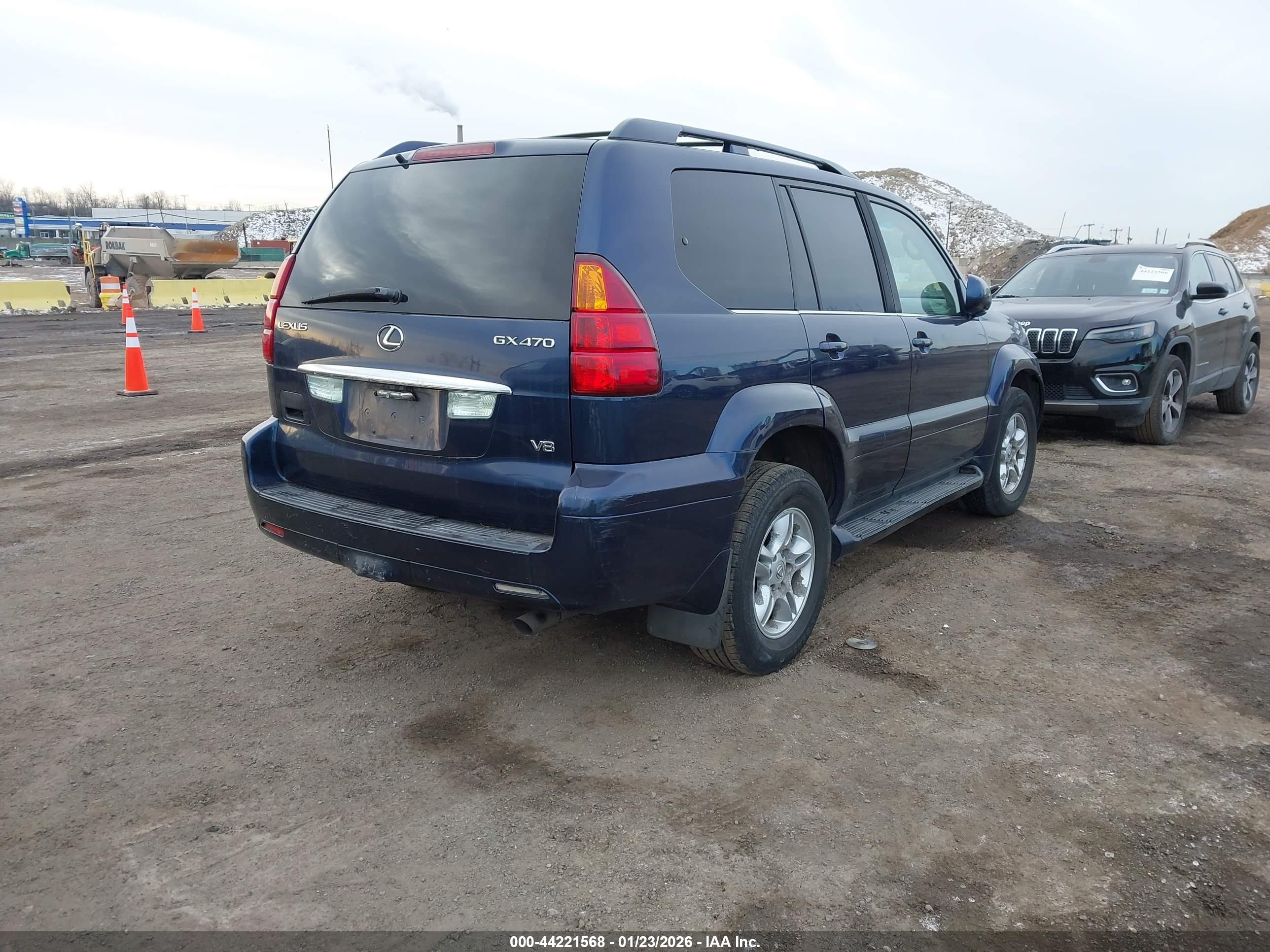 LEXUS GX image 4
