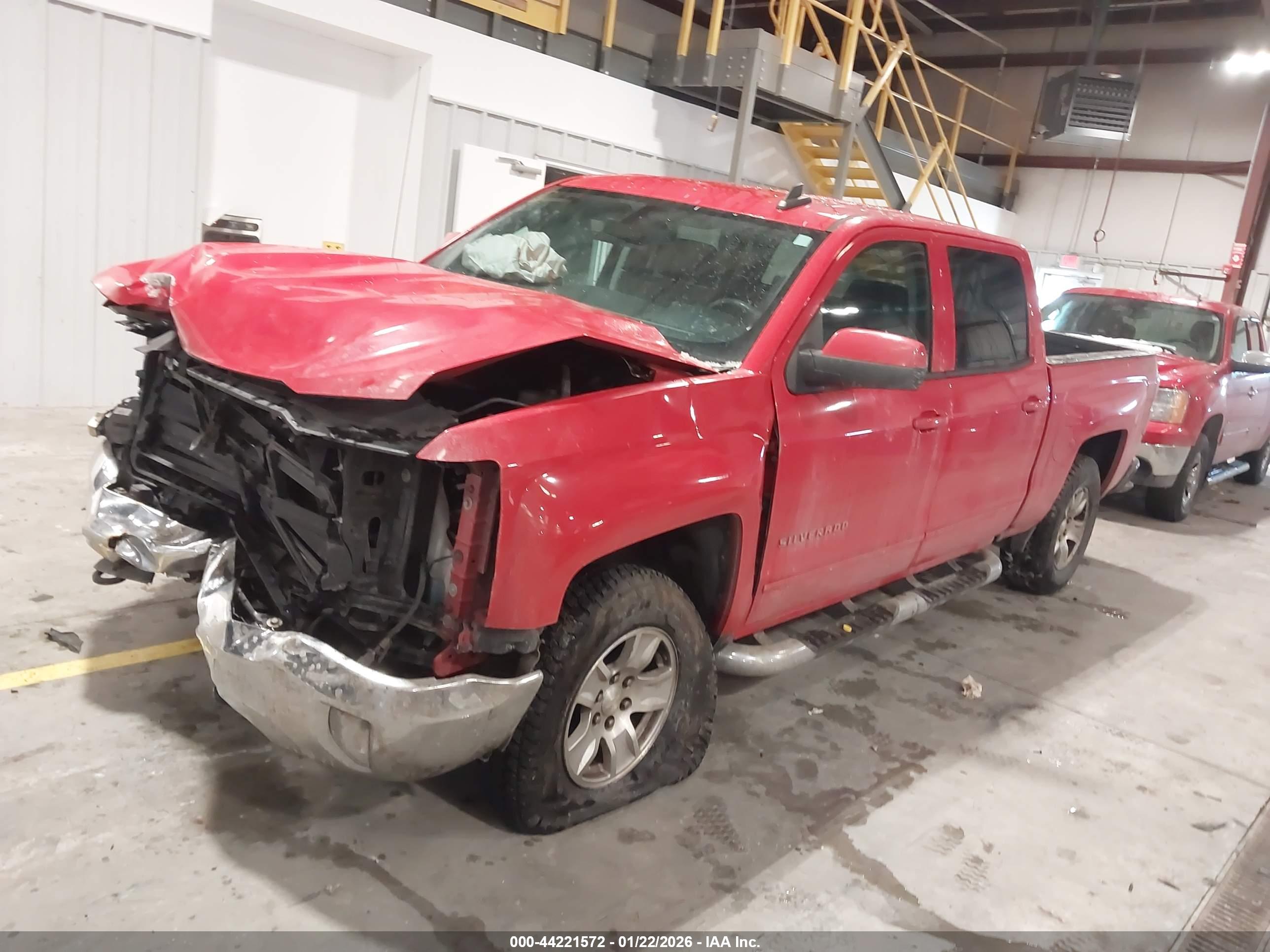 CHEVROLET SILVERADO image 2
