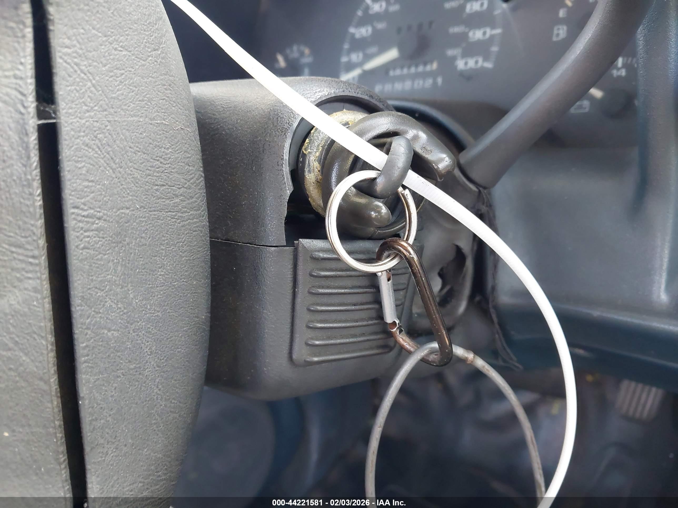 GMC SONOMA image 11