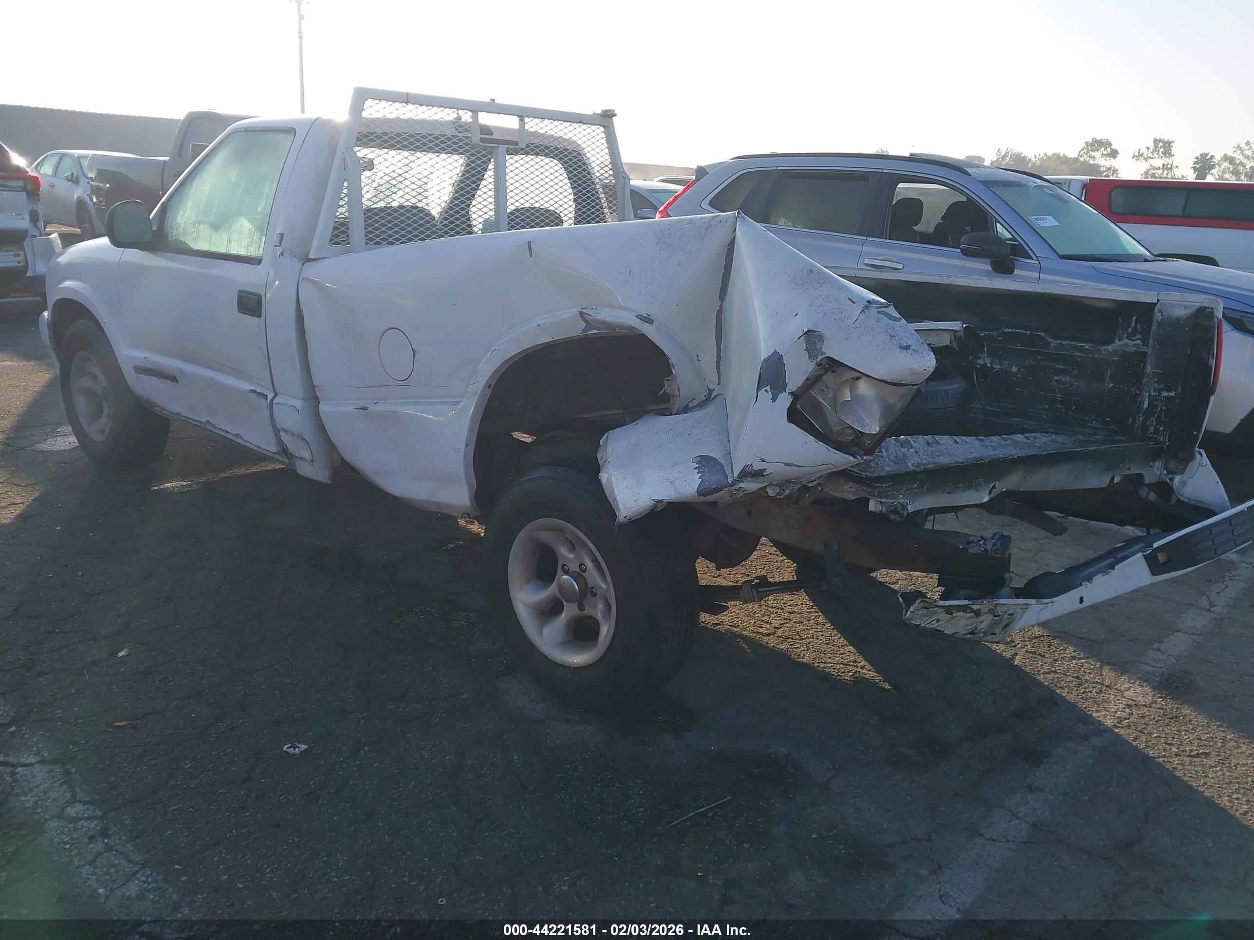 GMC SONOMA image 3