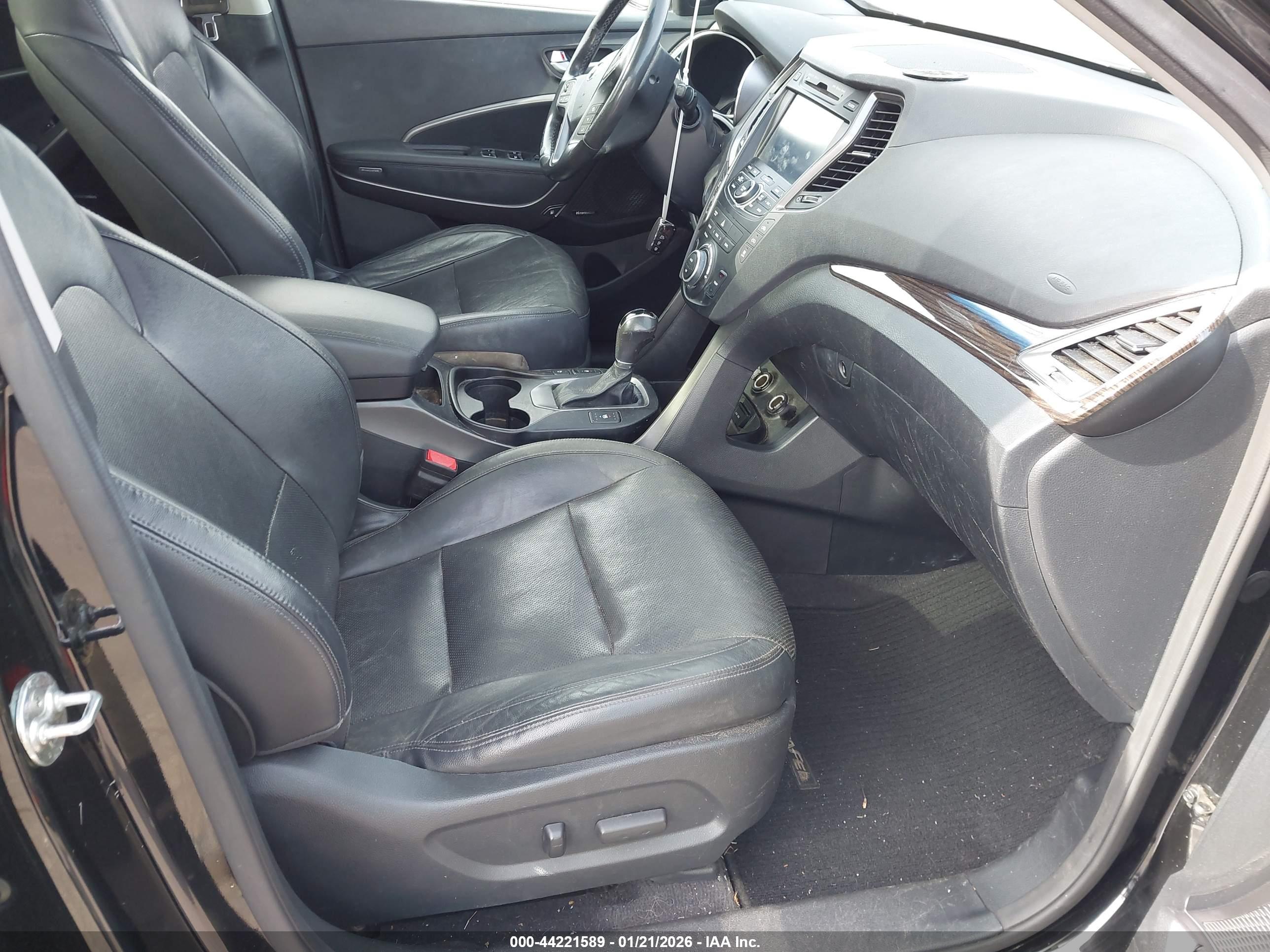 HYUNDAI SANTA image 5