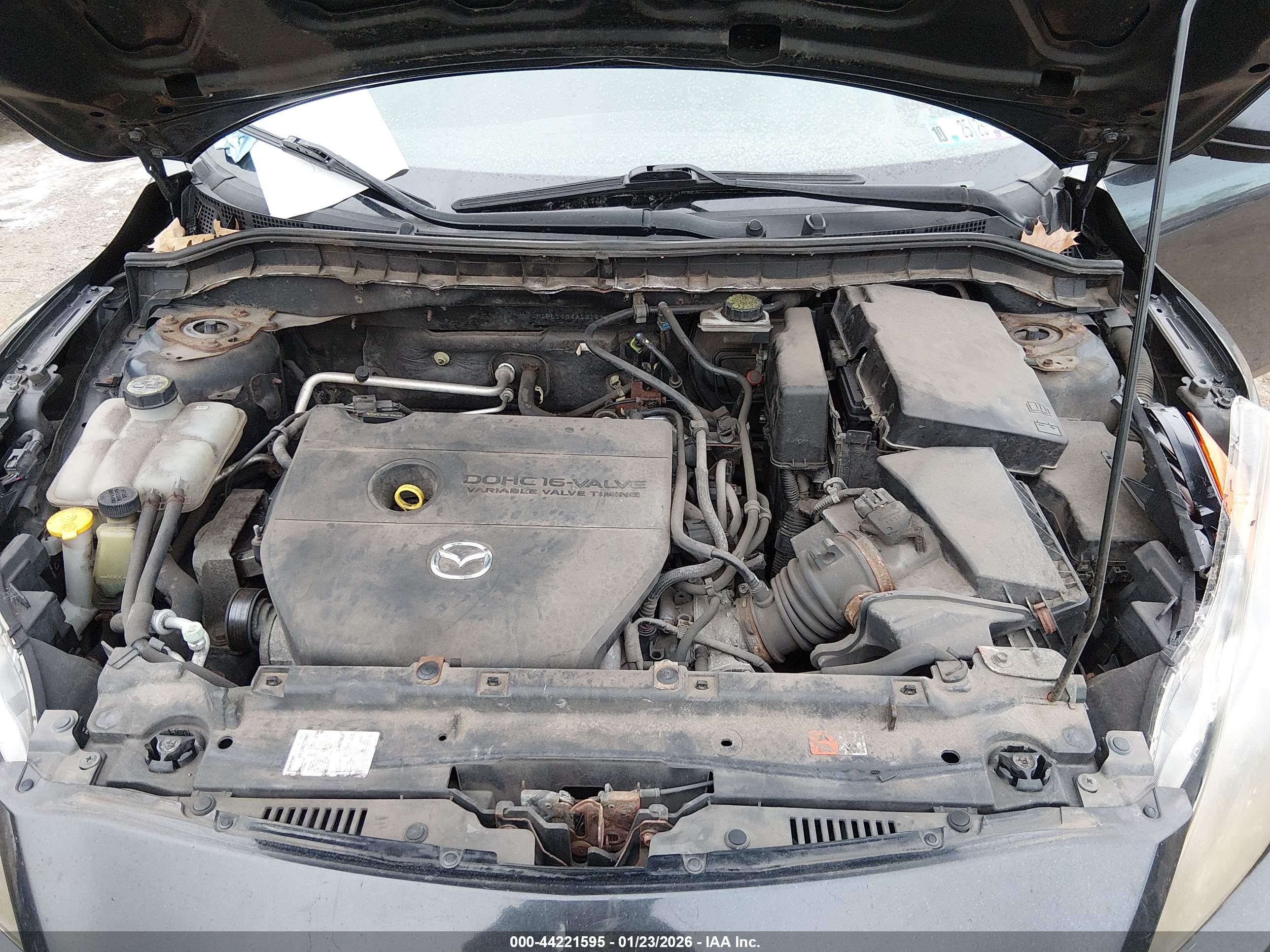 MAZDA MAZDA3 image 10