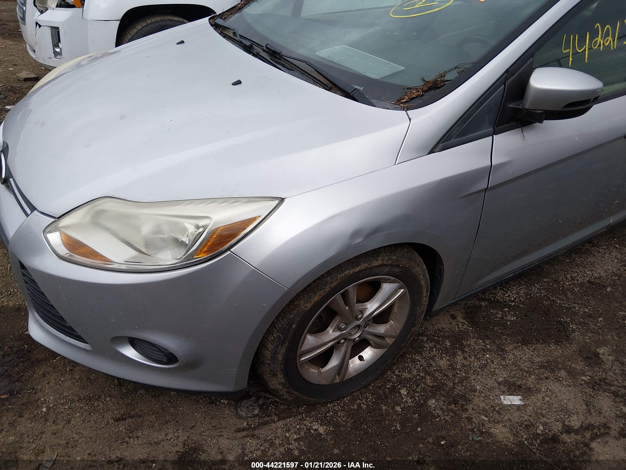 FORD FOCUS image 6