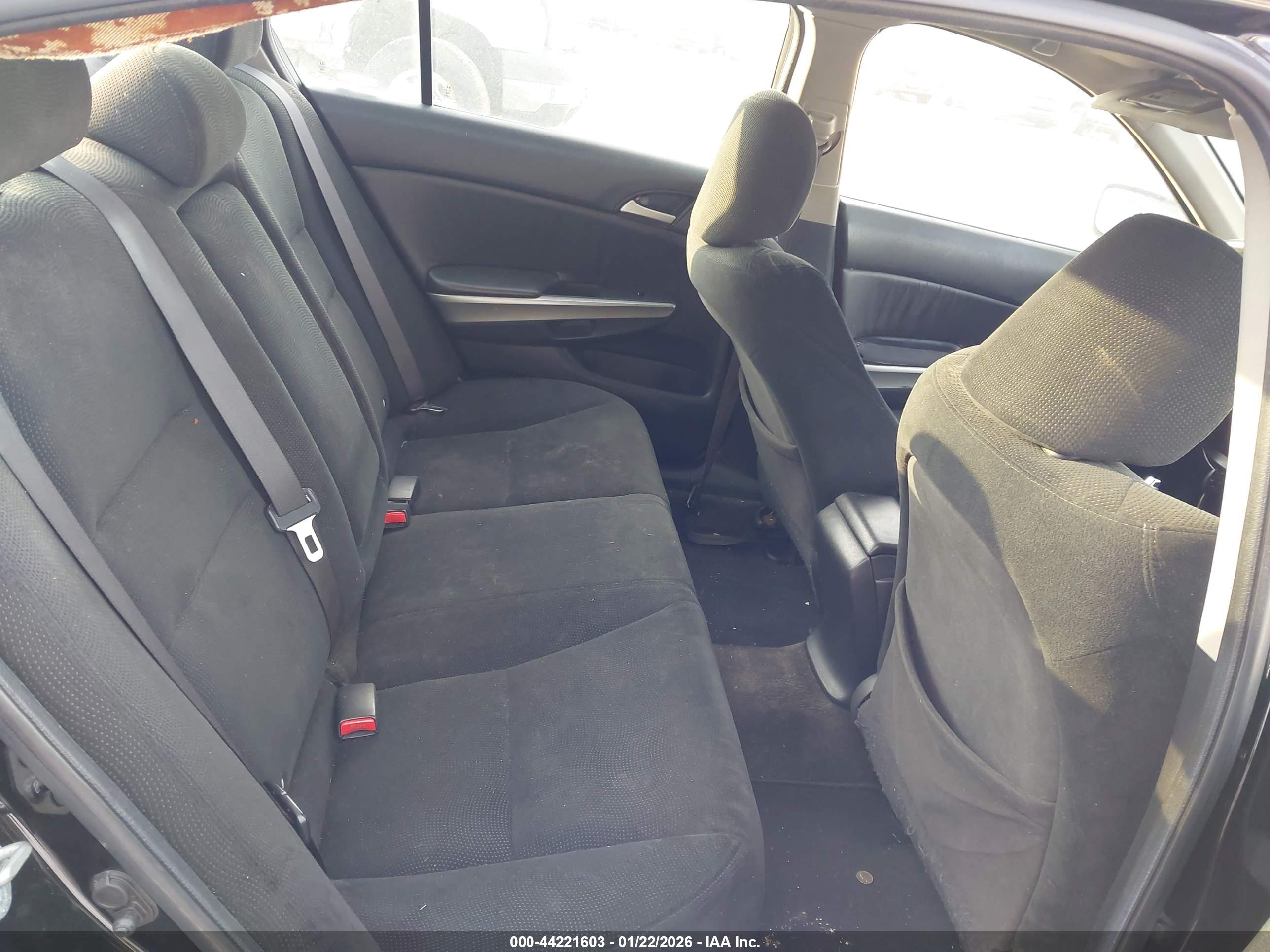 HONDA ACCORD image 8