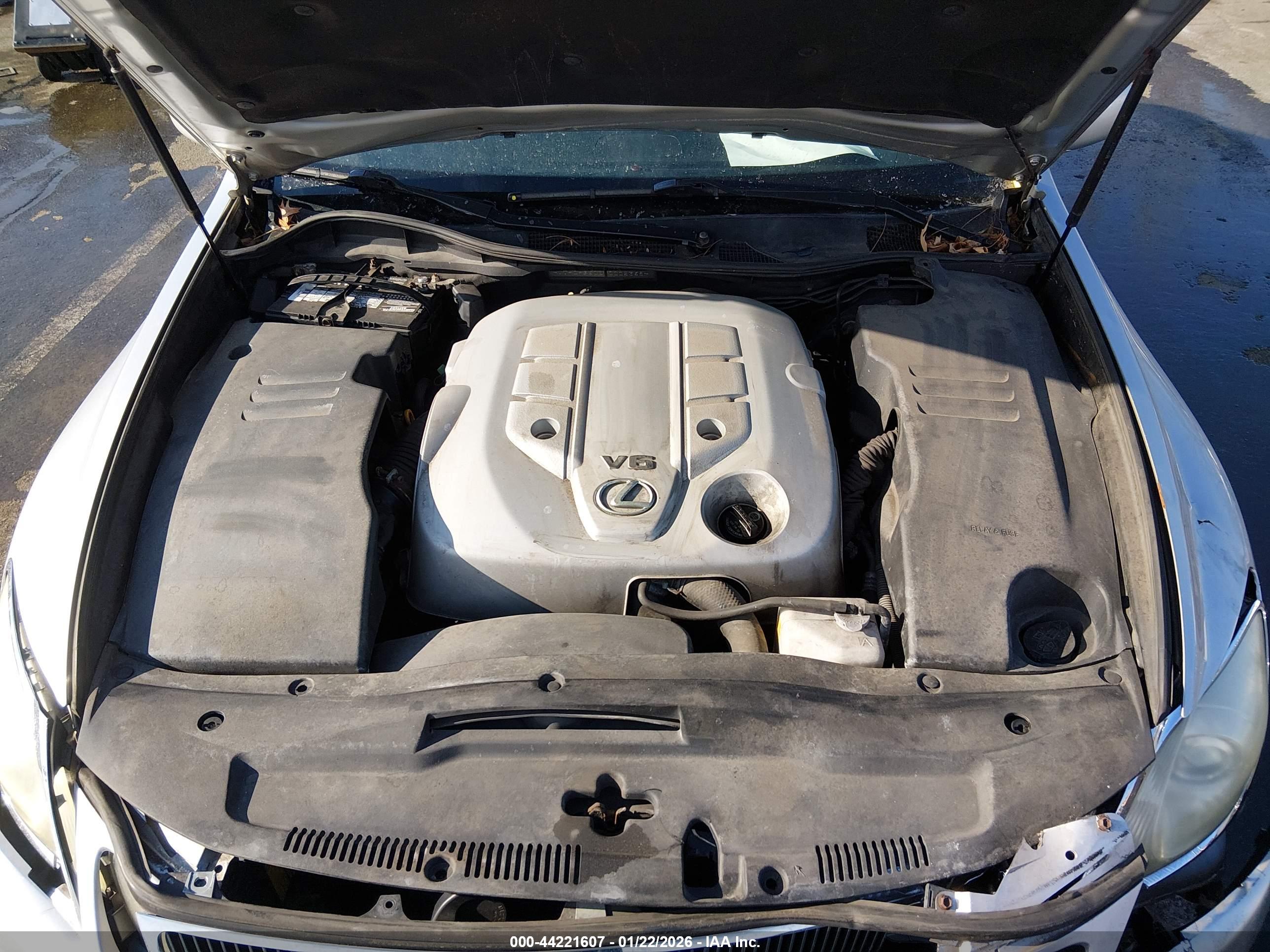 LEXUS GS image 10