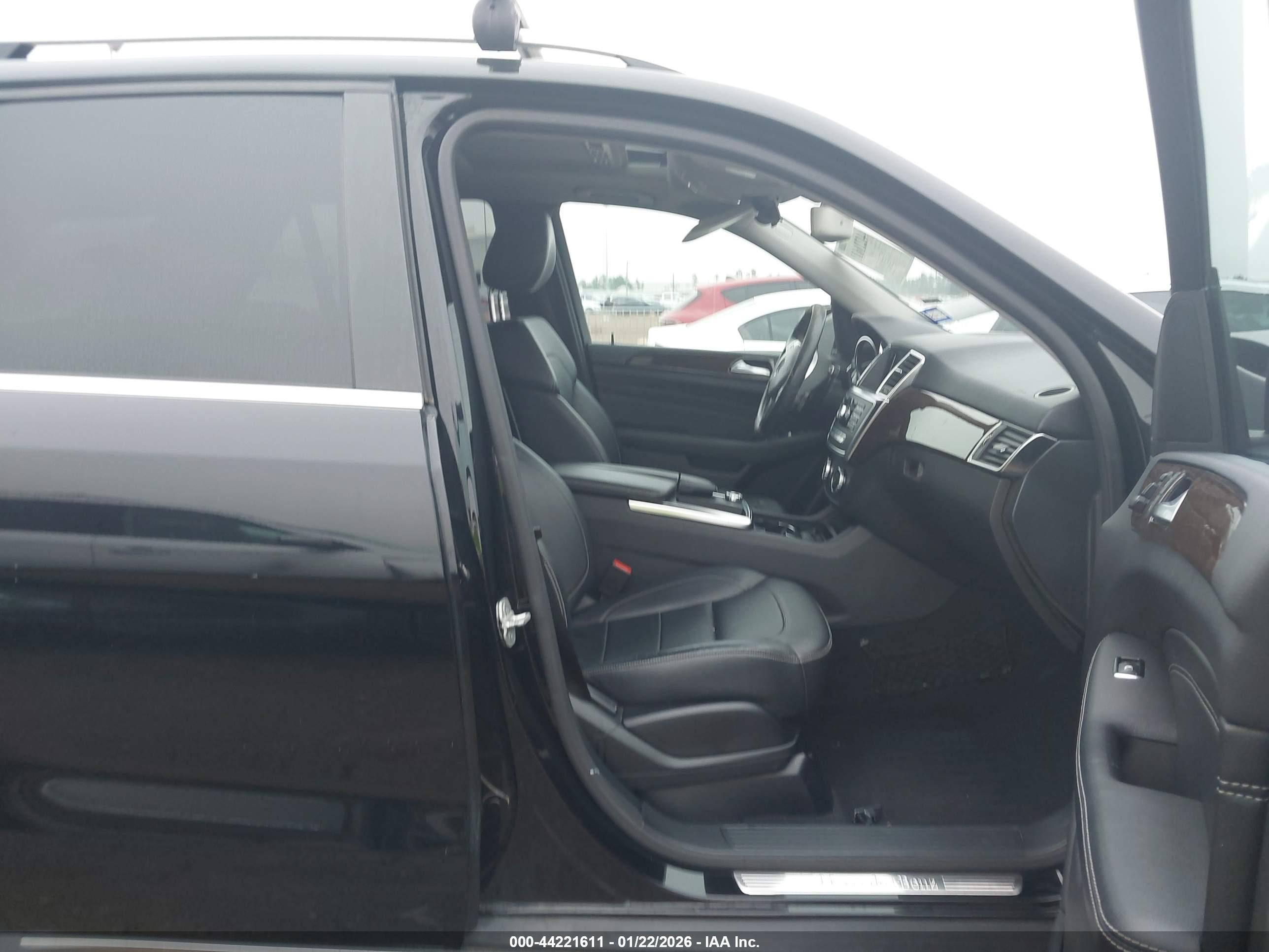 MERCEDES-BENZ ML image 5