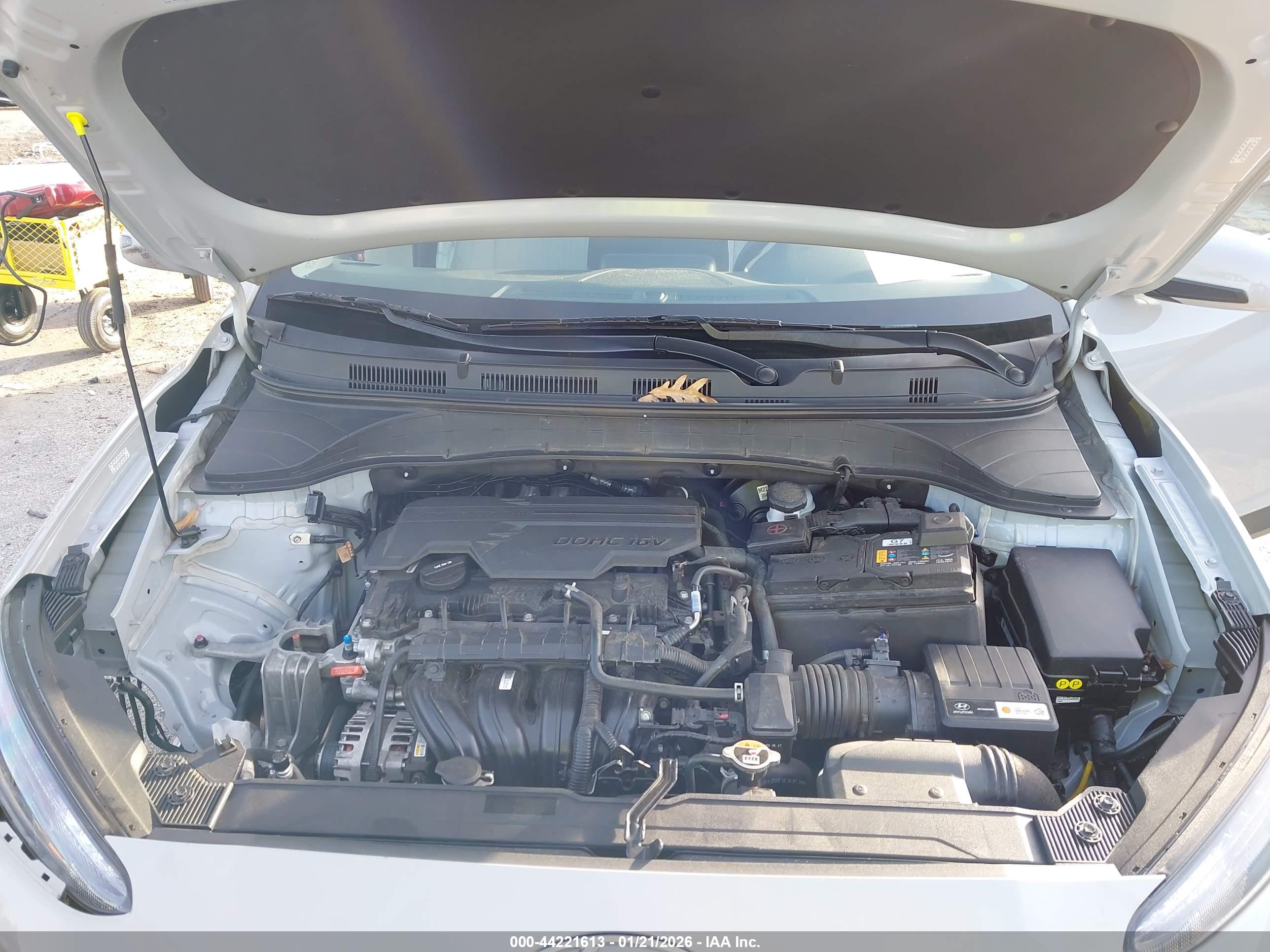 HYUNDAI KONA image 10