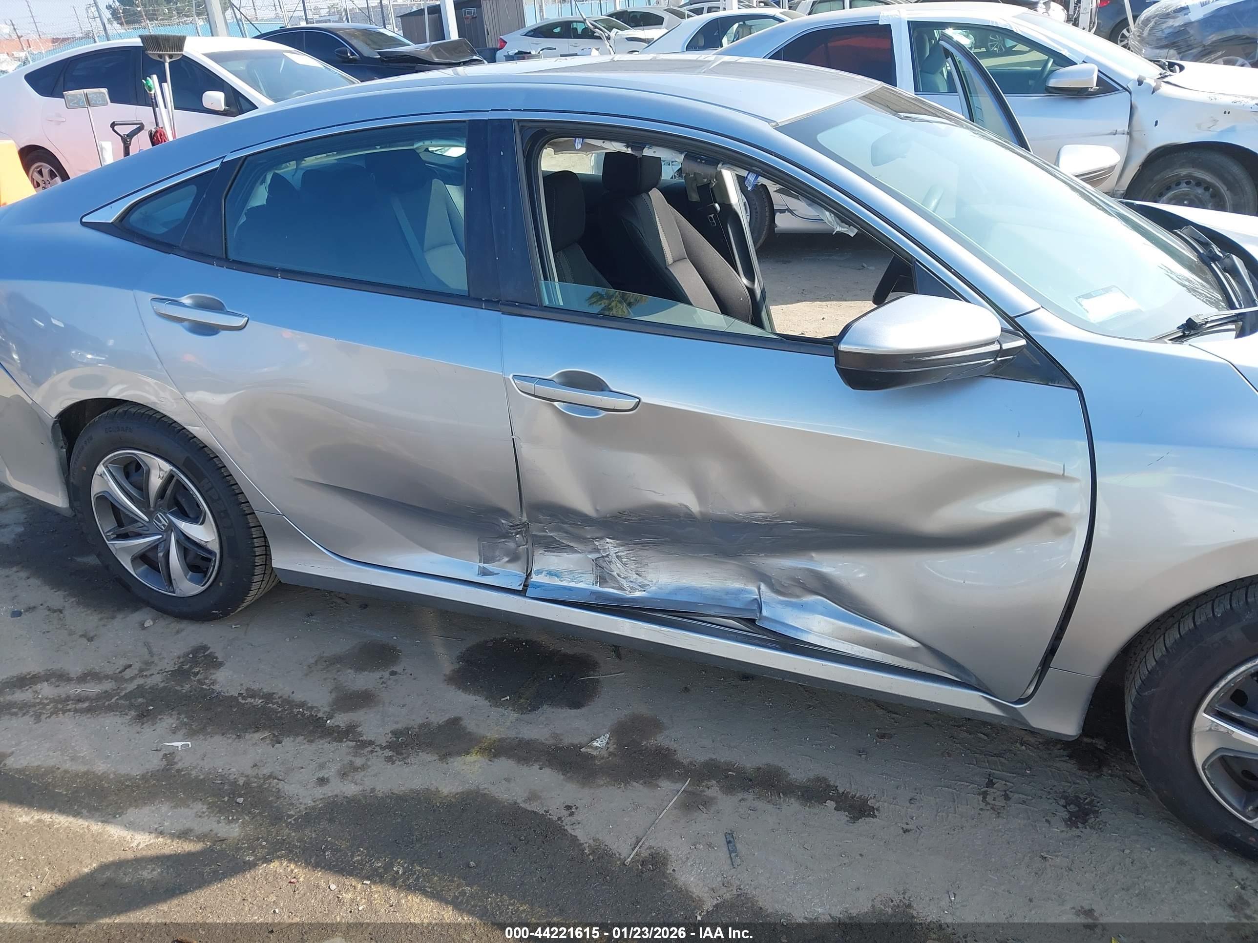 HONDA CIVIC image 6
