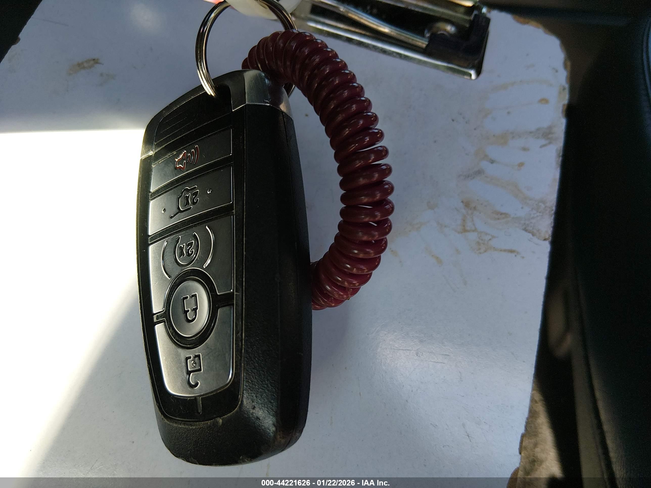 FORD EXPLORER image 11