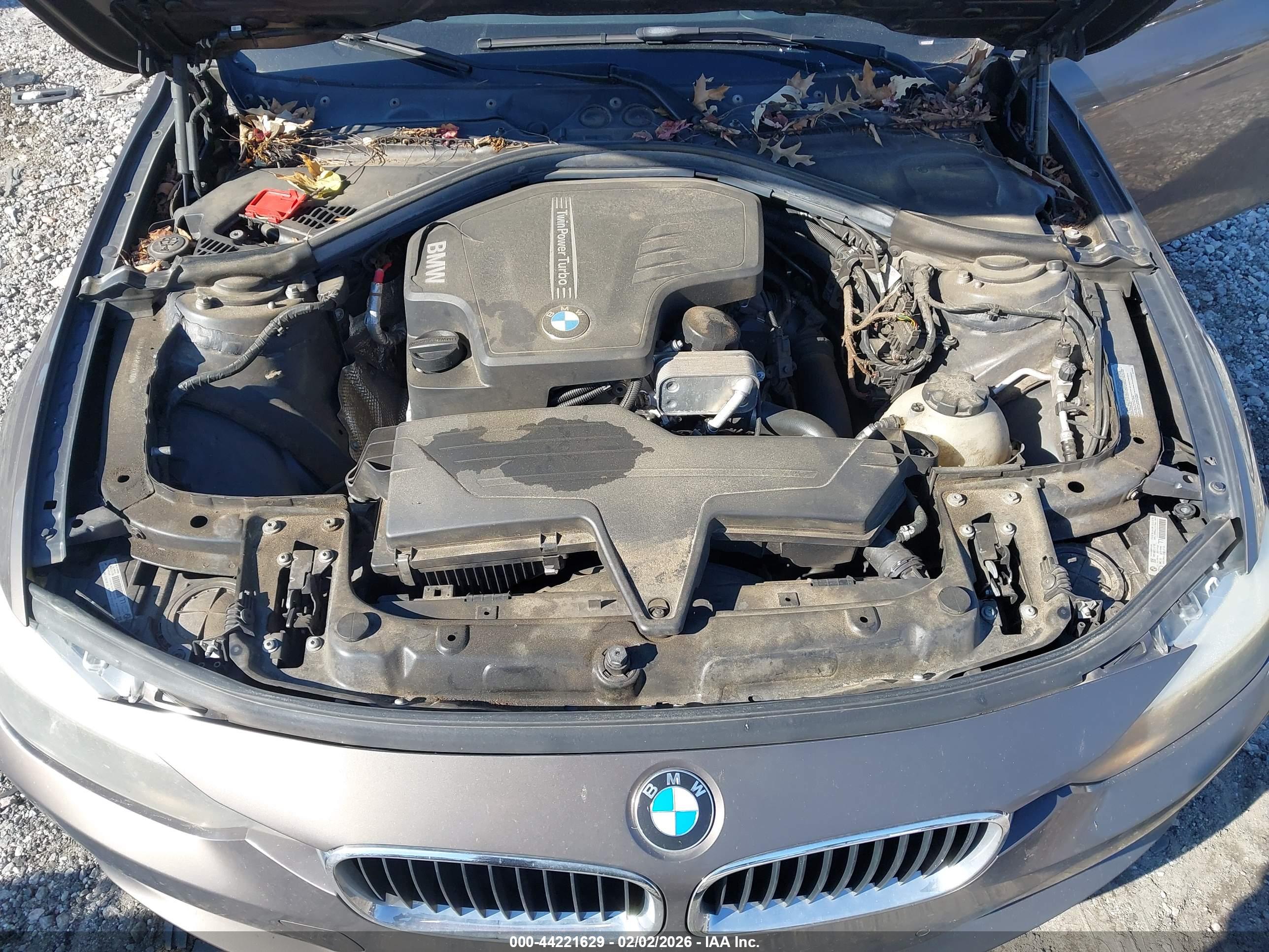 BMW 328I image 10