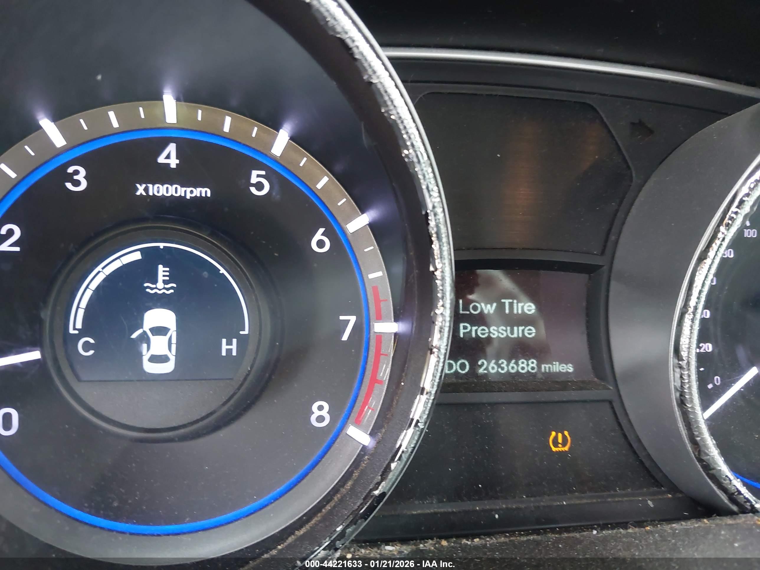 HYUNDAI SONATA image 7
