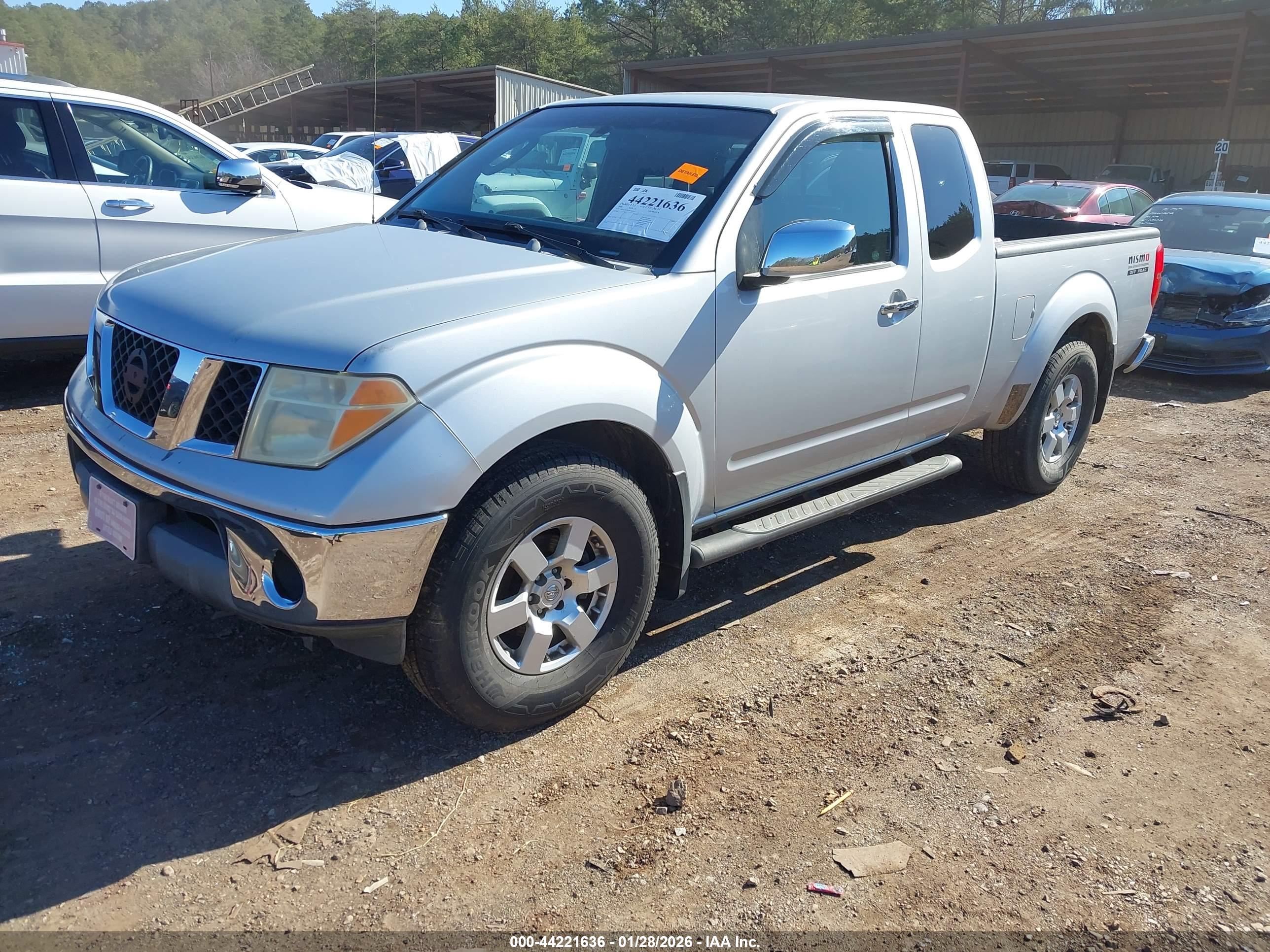 NISSAN FRONTIER image 2