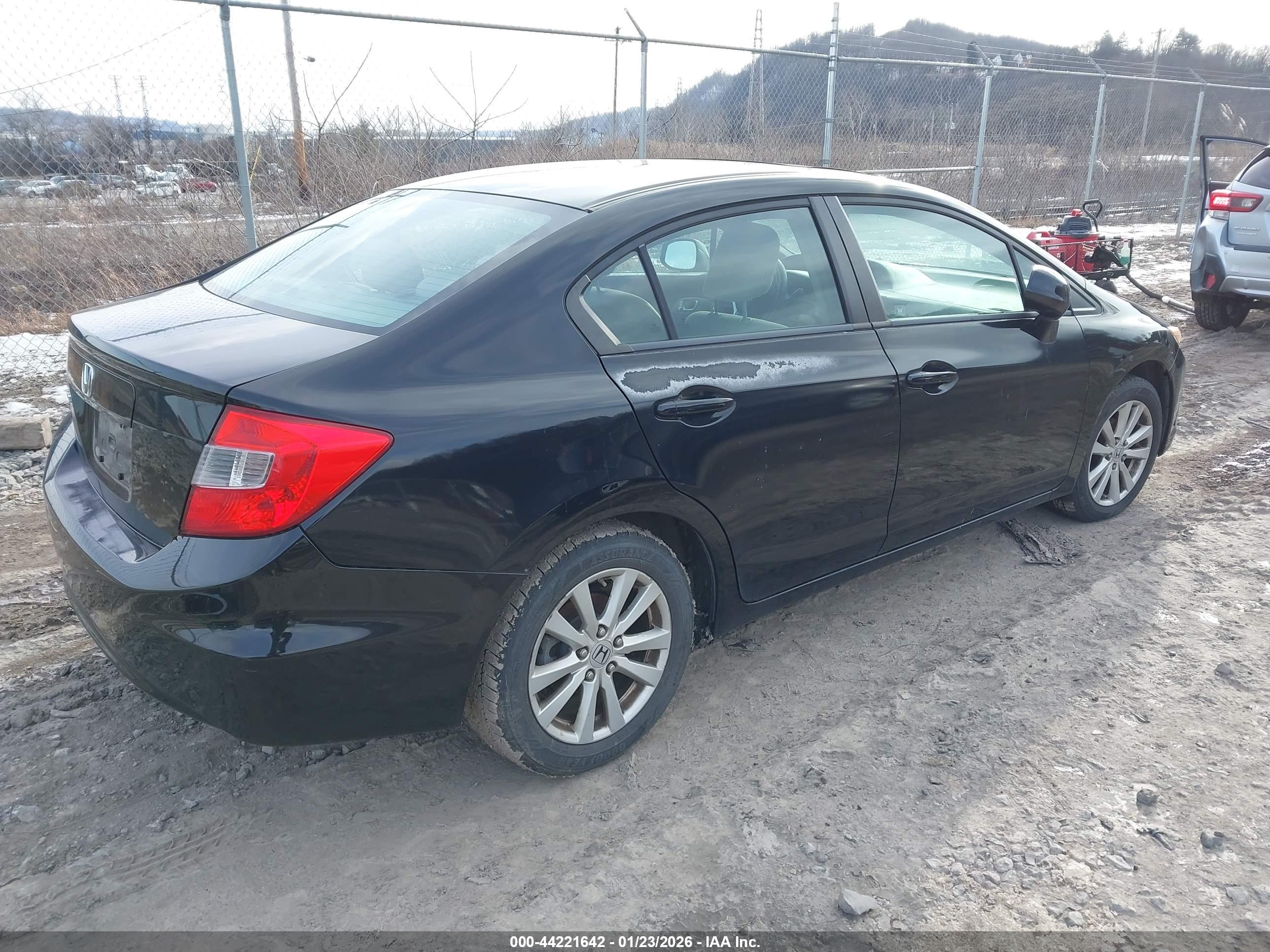 HONDA CIVIC image 4