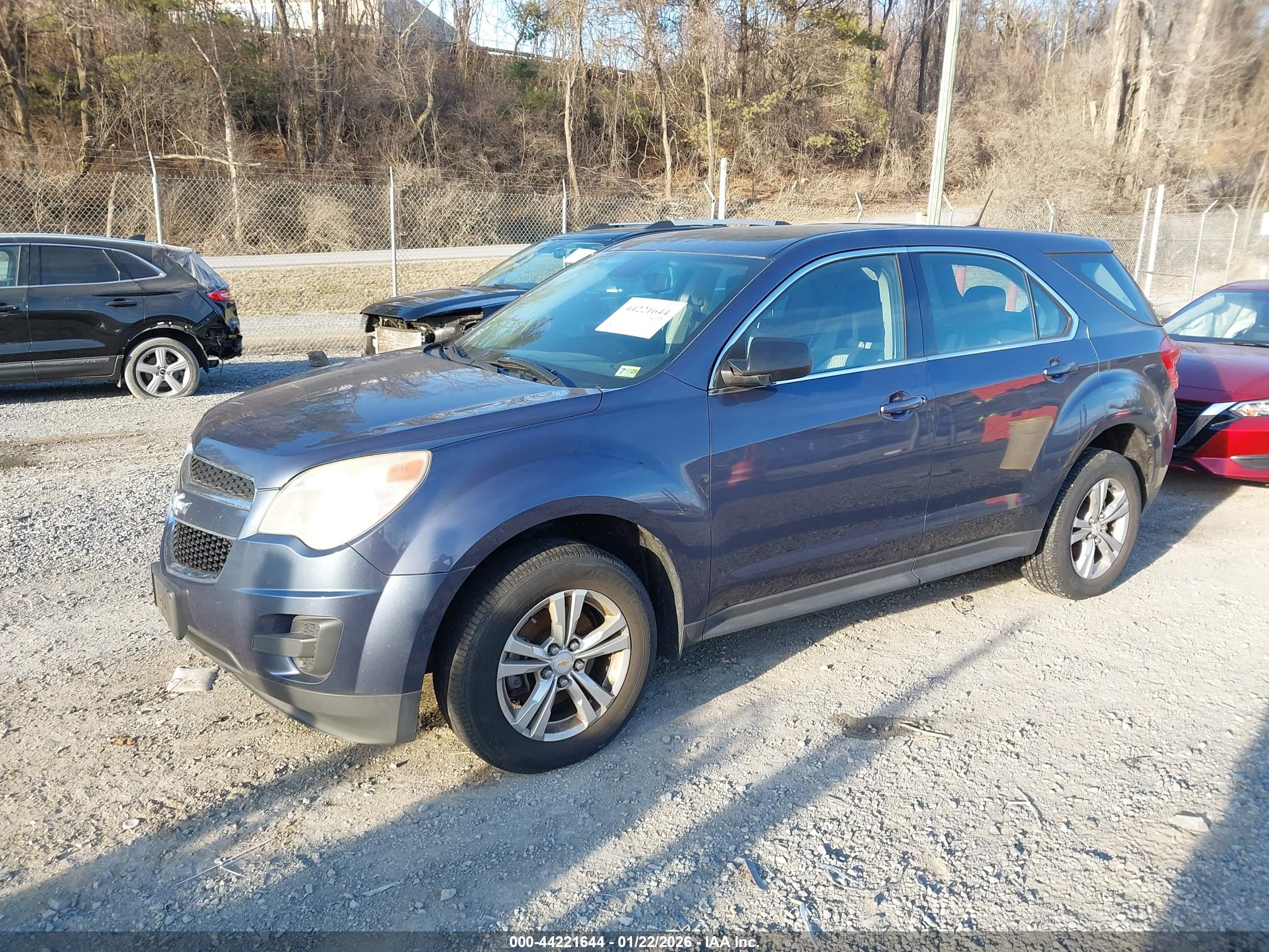 CHEVROLET EQUINOX image 2