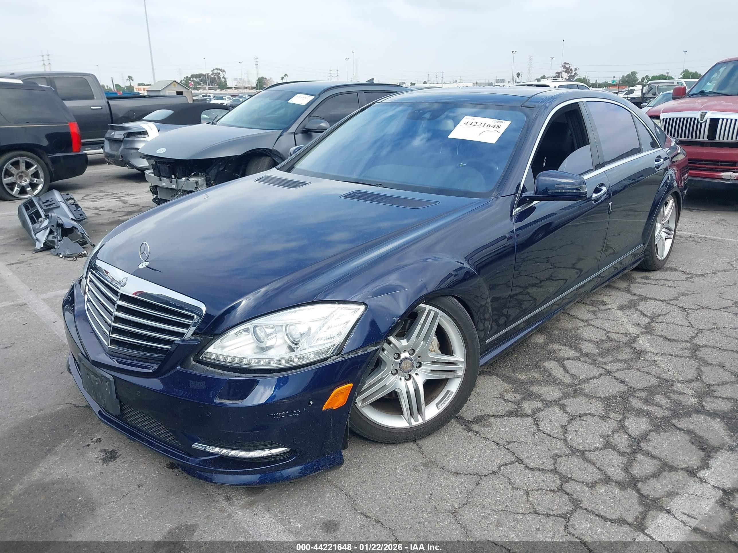 MERCEDES-BENZ S image 2