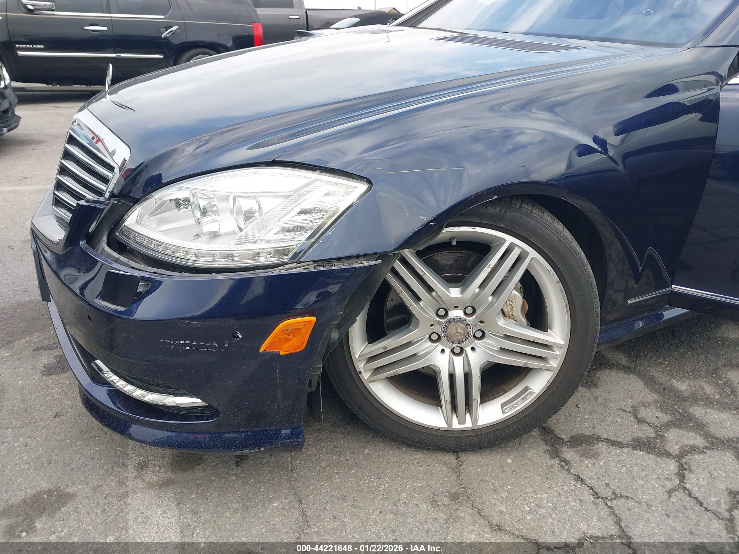 MERCEDES-BENZ S image 6