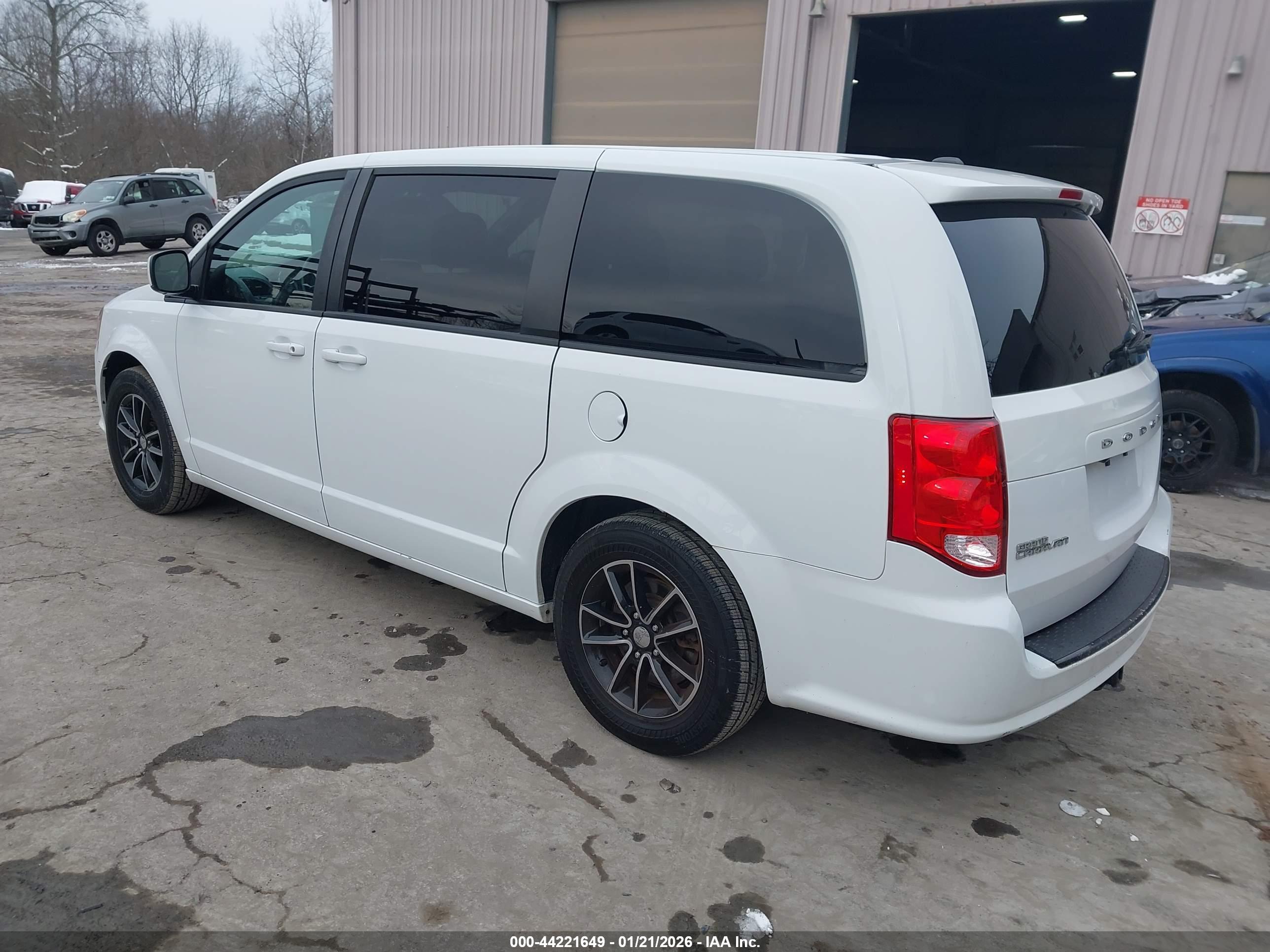 DODGE GRAND image 3
