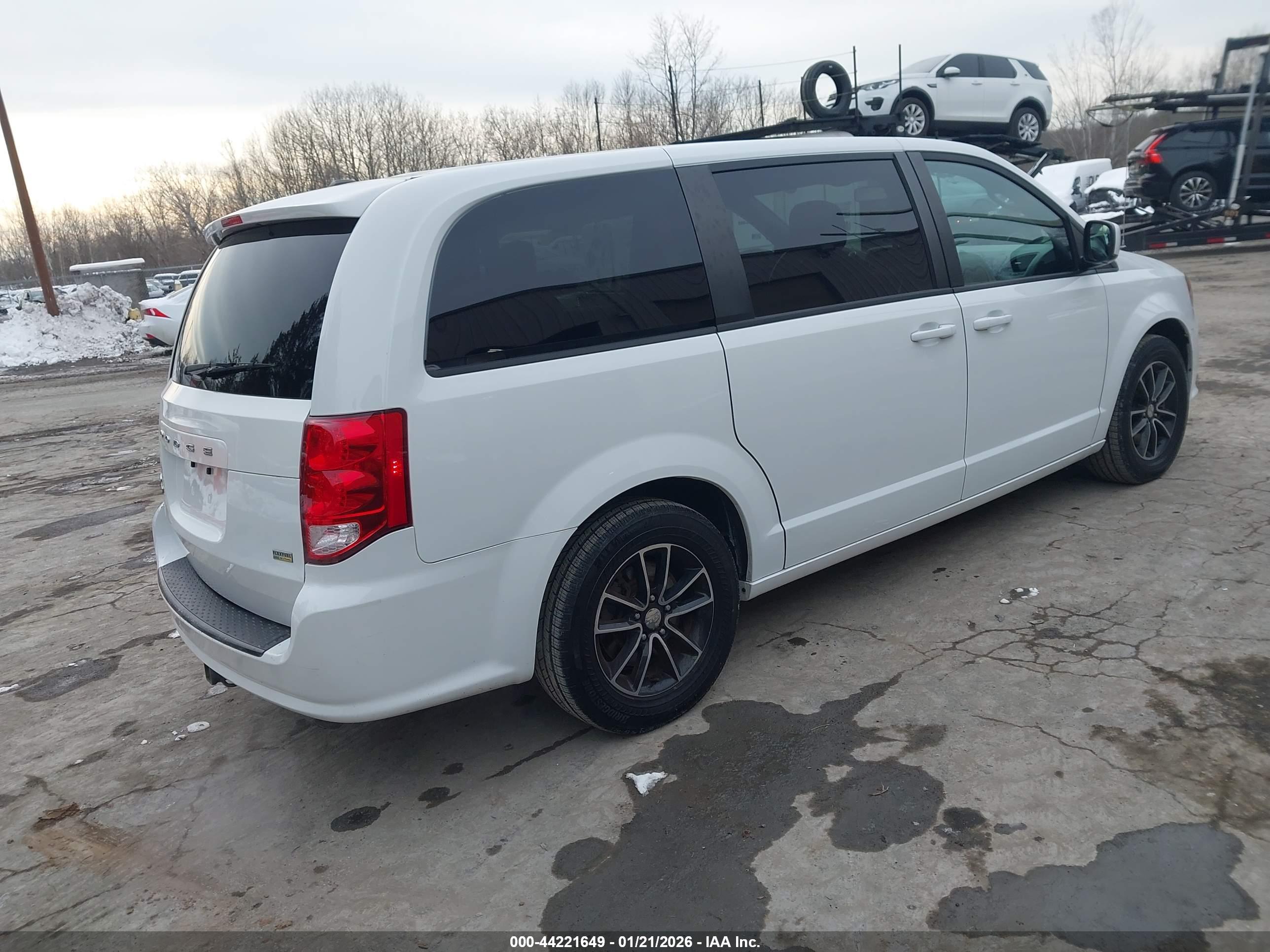 DODGE GRAND image 4