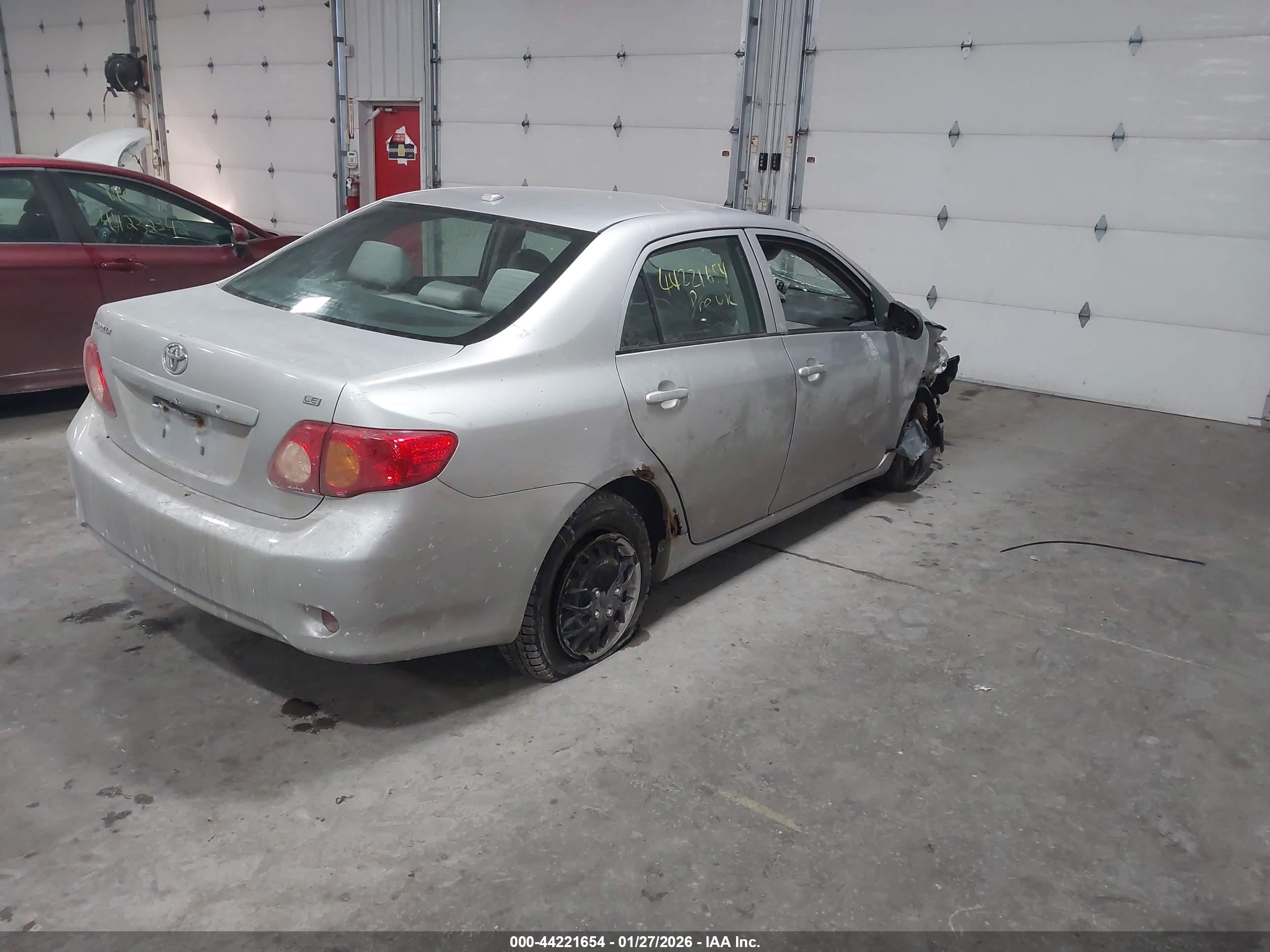 TOYOTA COROLLA image 4