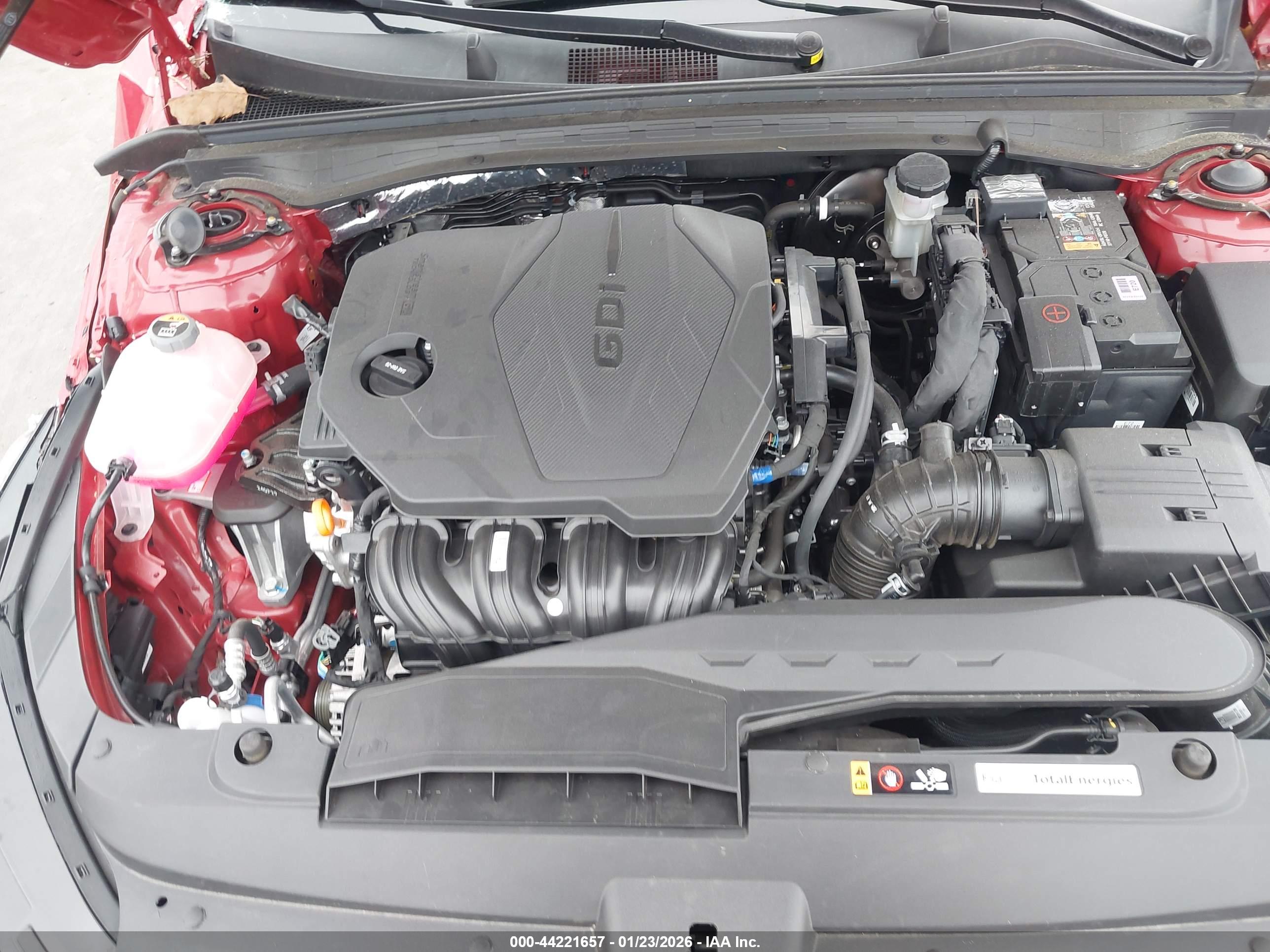 KIA K5 image 10