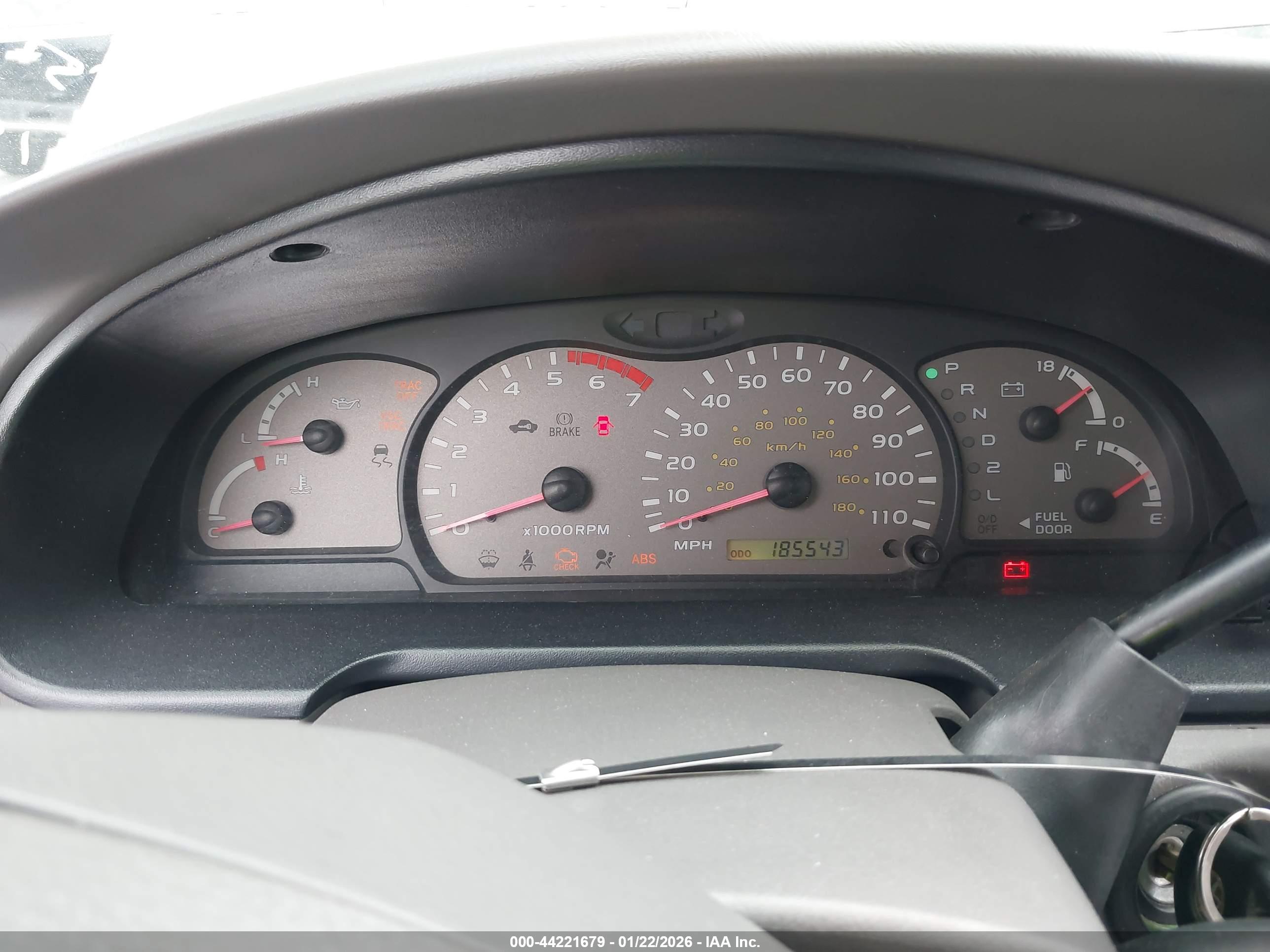 TOYOTA SEQUOIA image 7