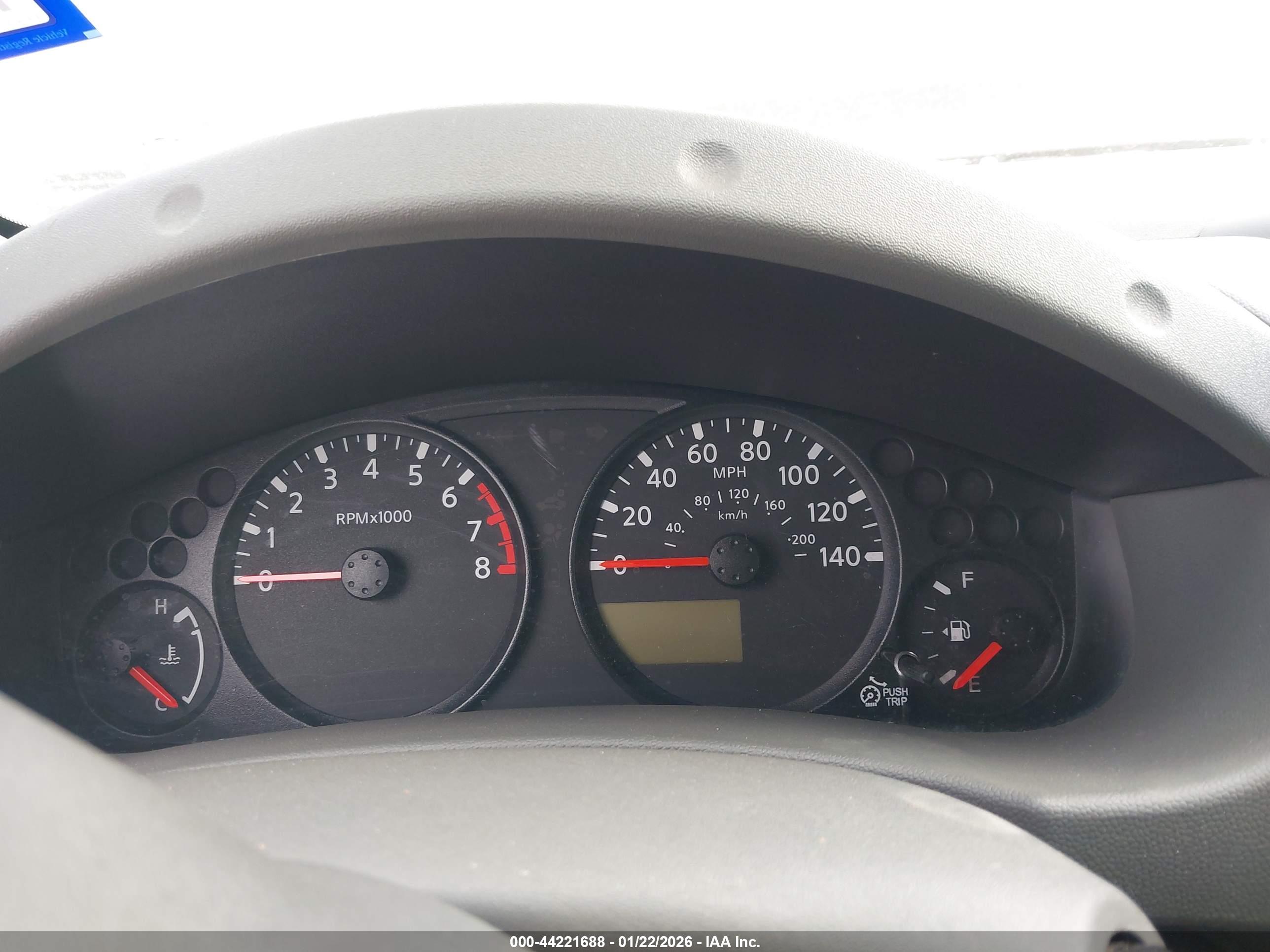 NISSAN FRONTIER image 7