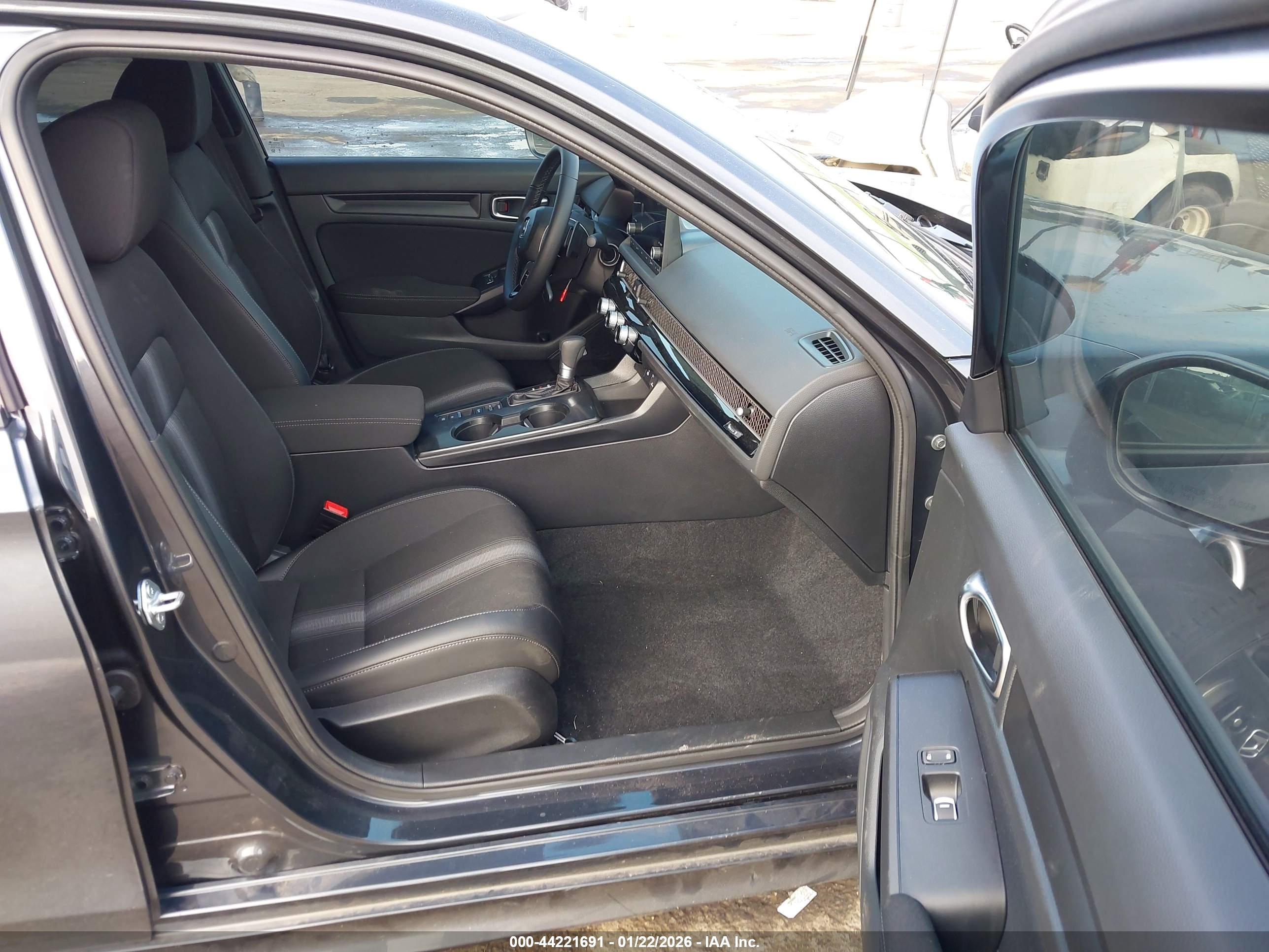 HONDA CIVIC image 5