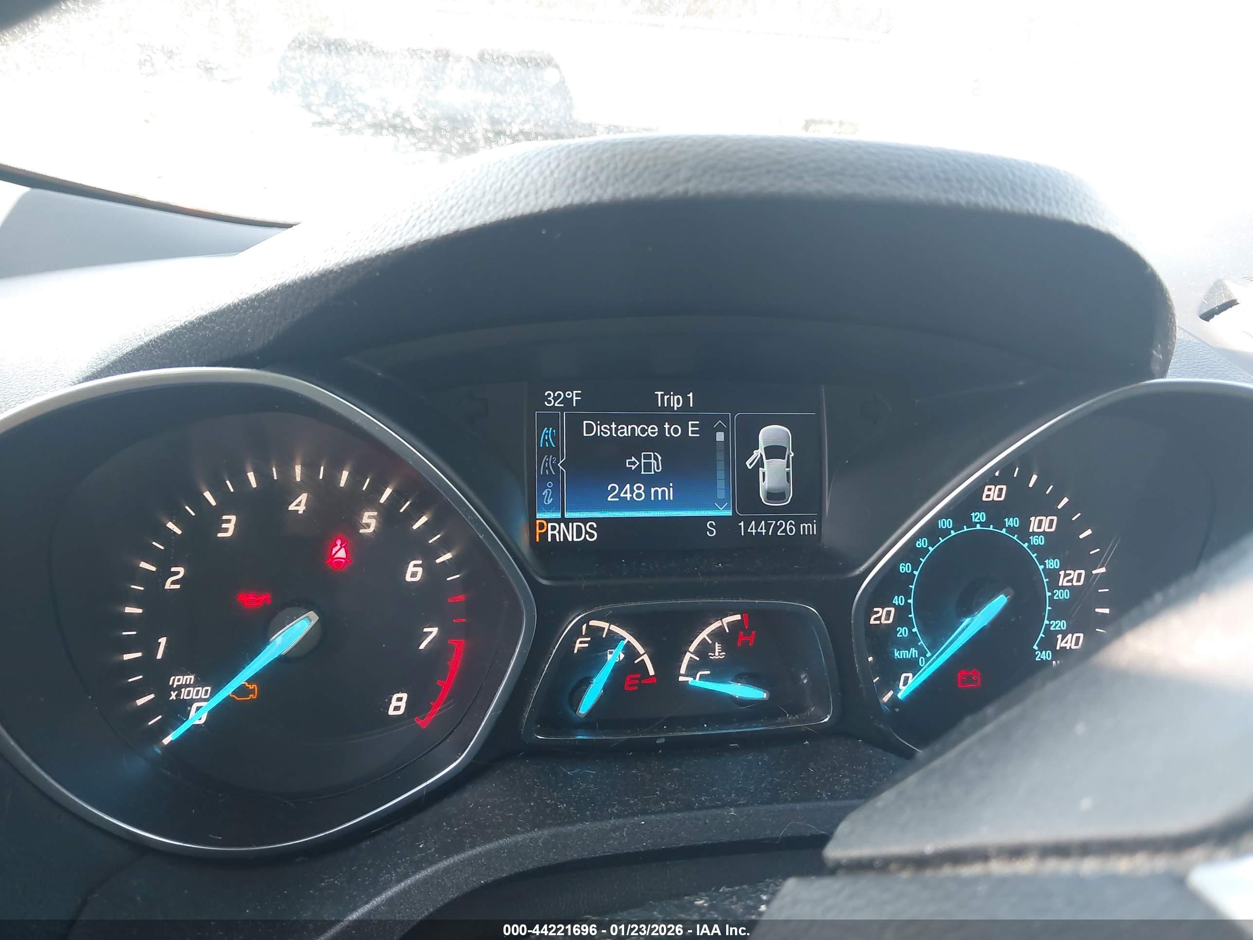 FORD ESCAPE image 7