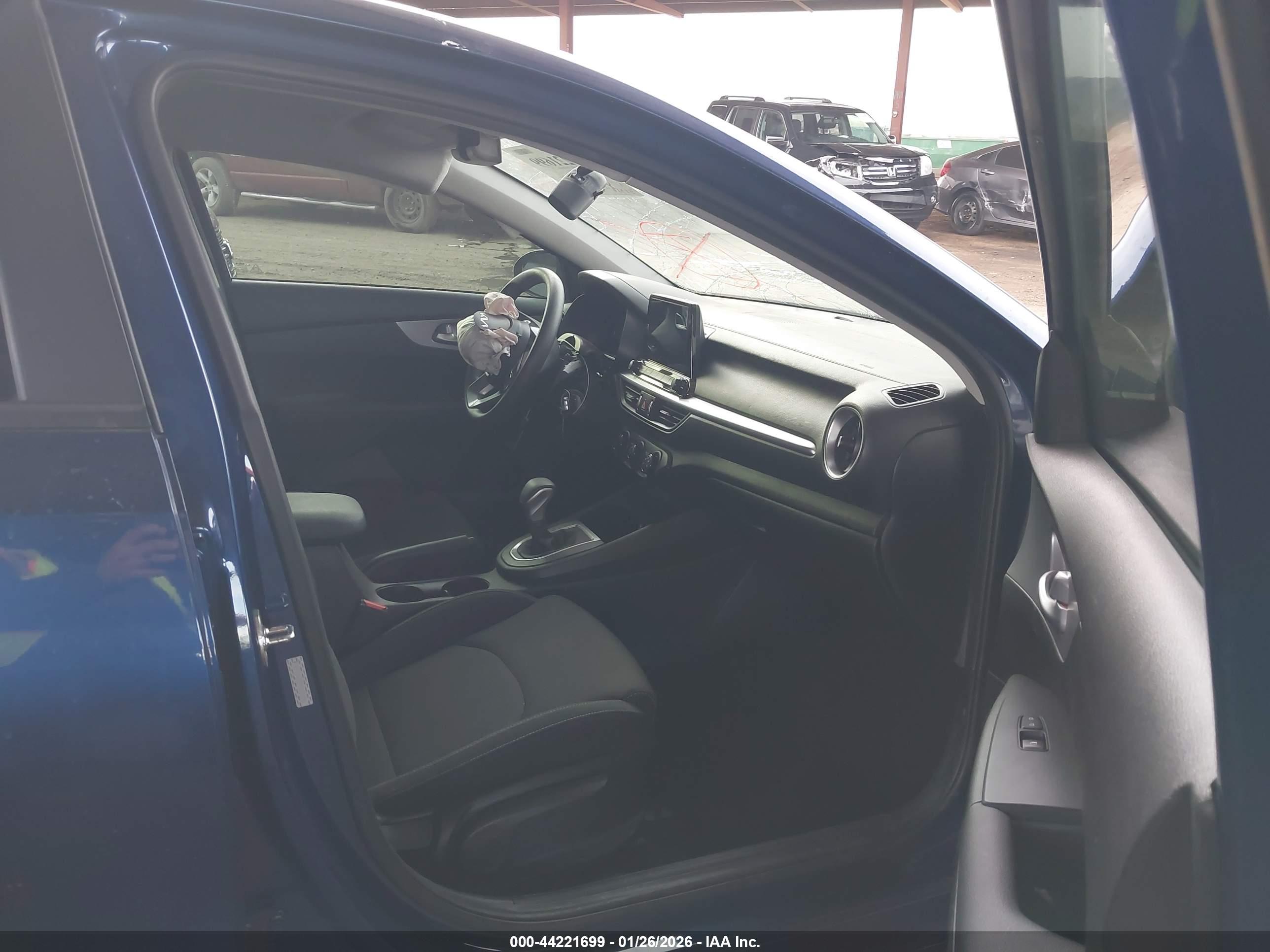 KIA FORTE image 5