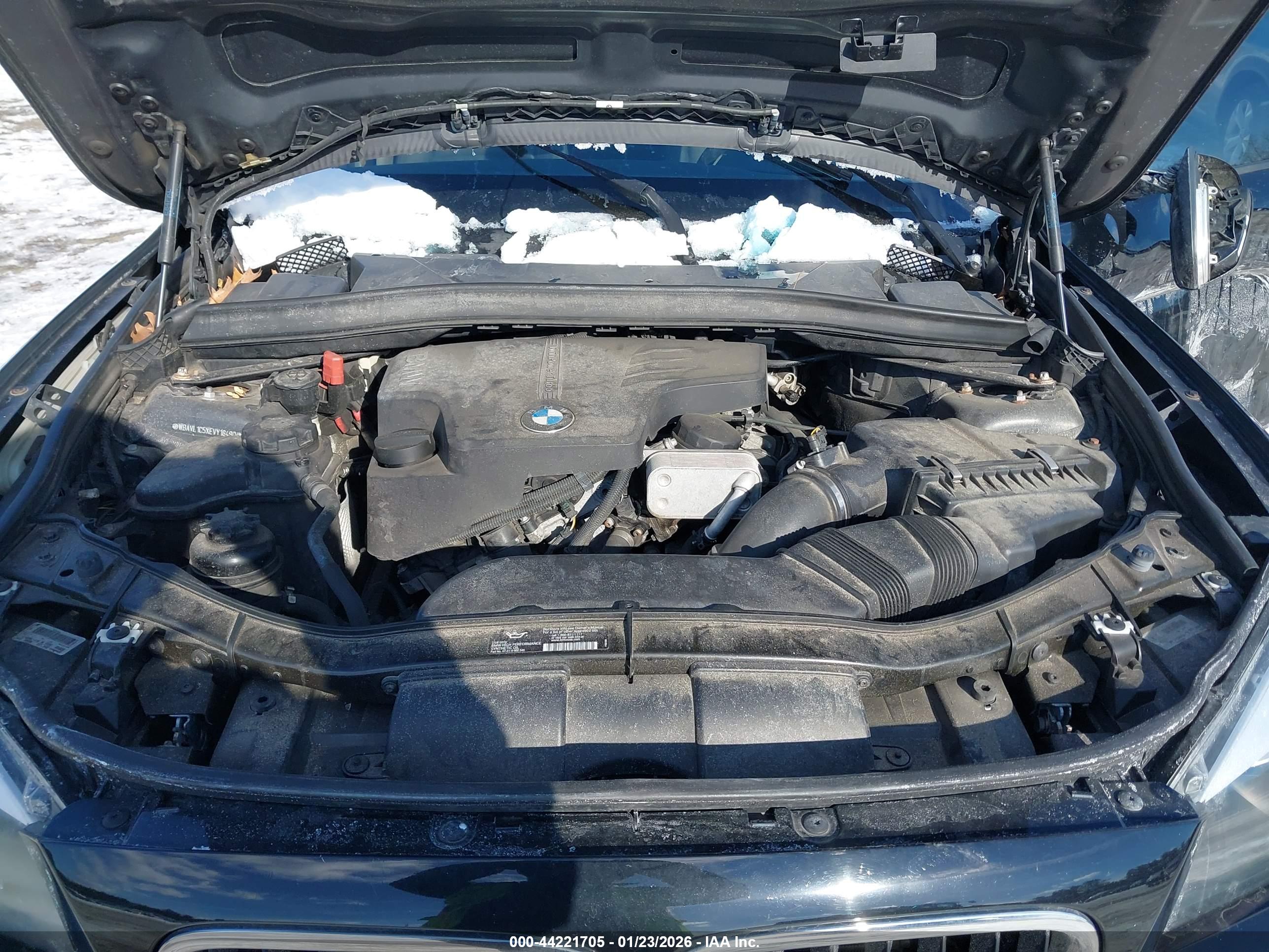 BMW X1 image 10