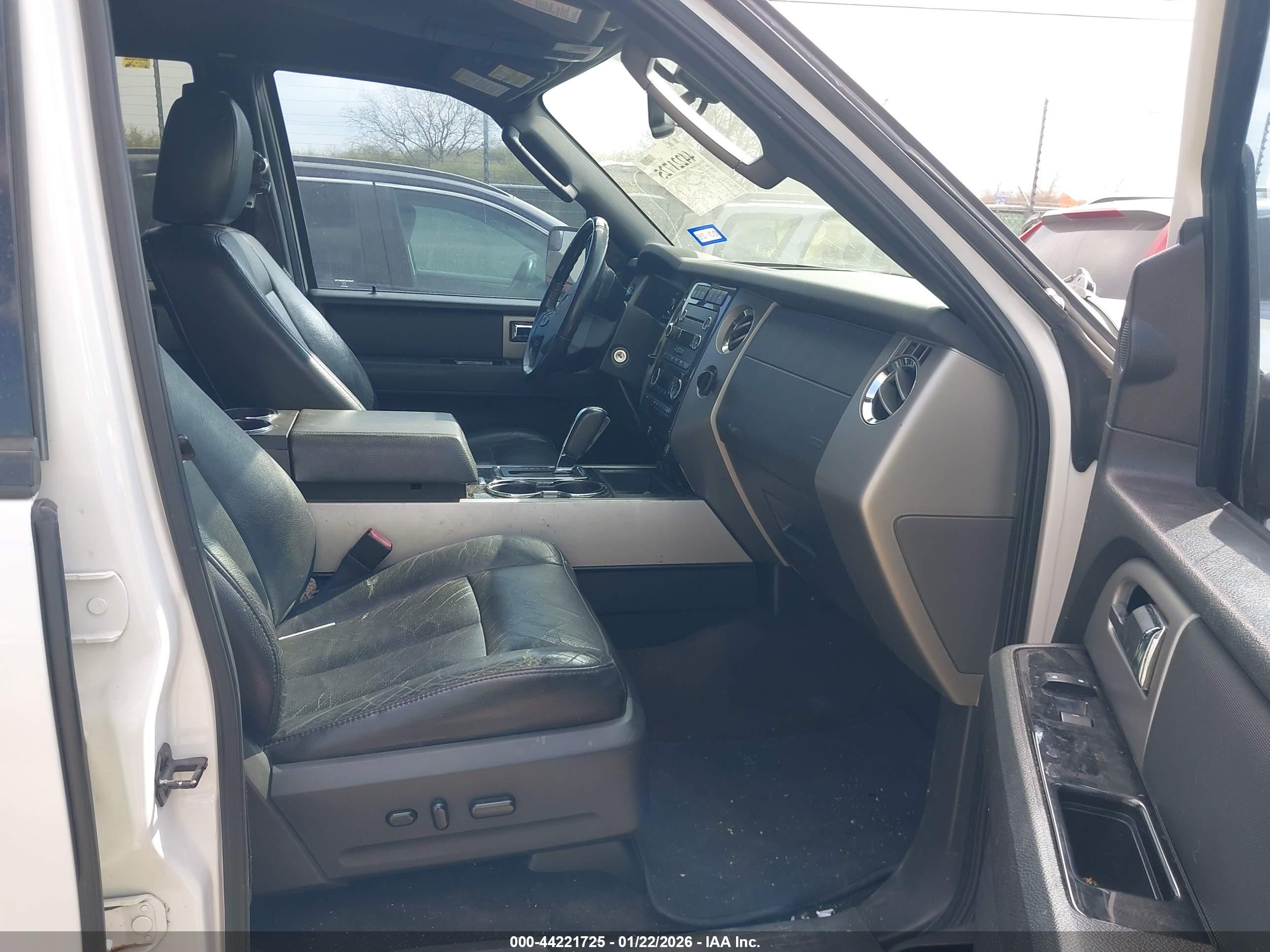 FORD EXPEDITION image 5