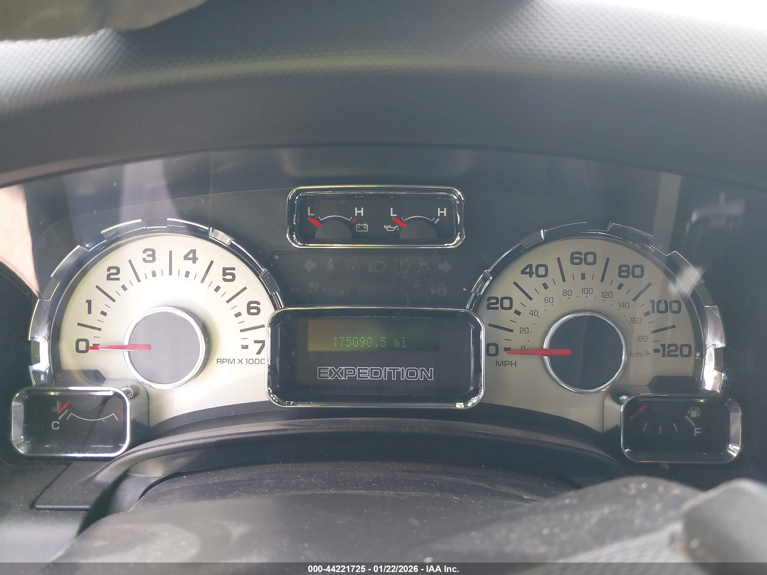 FORD EXPEDITION image 7