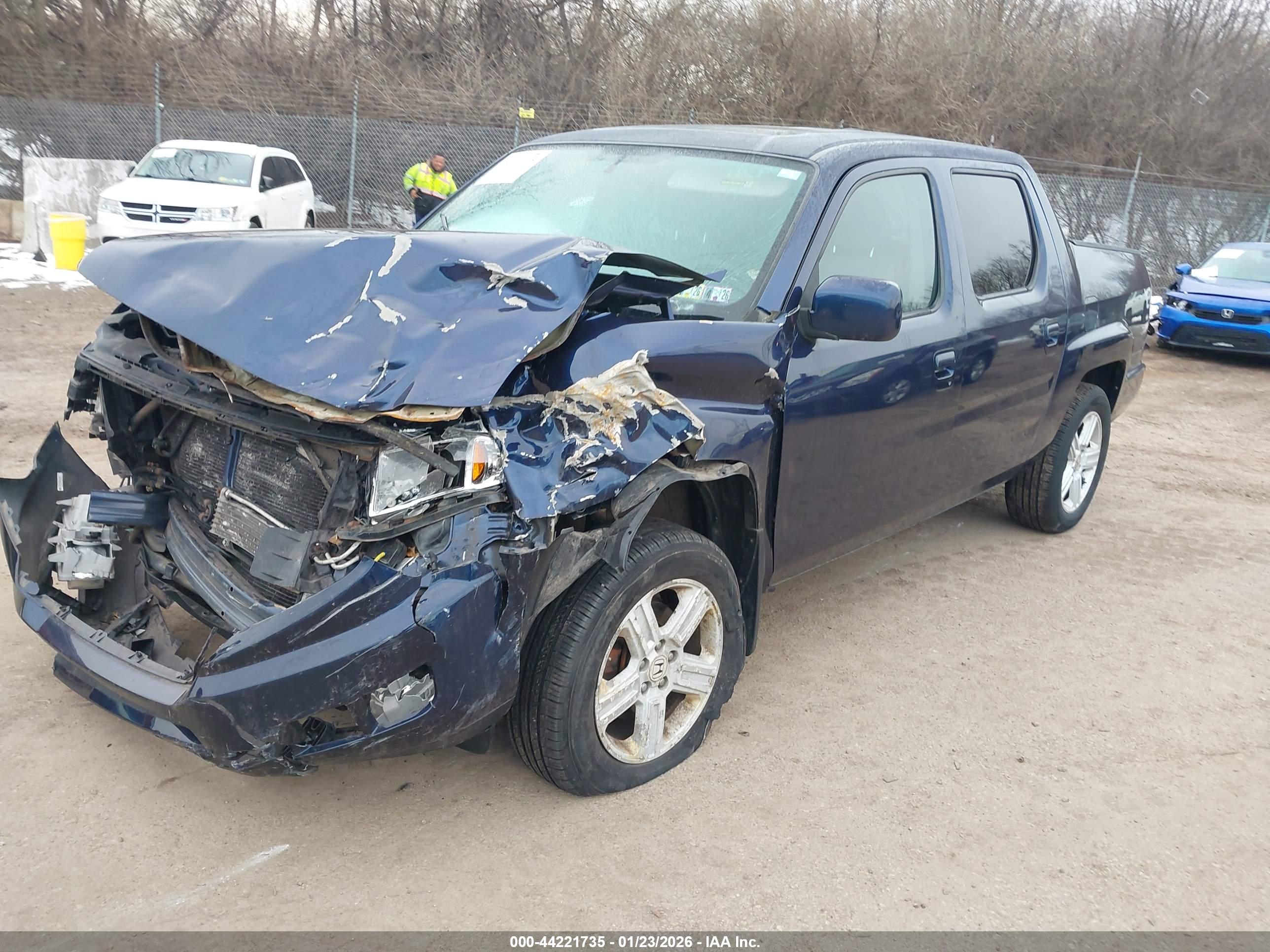 HONDA RIDGELINE image 2