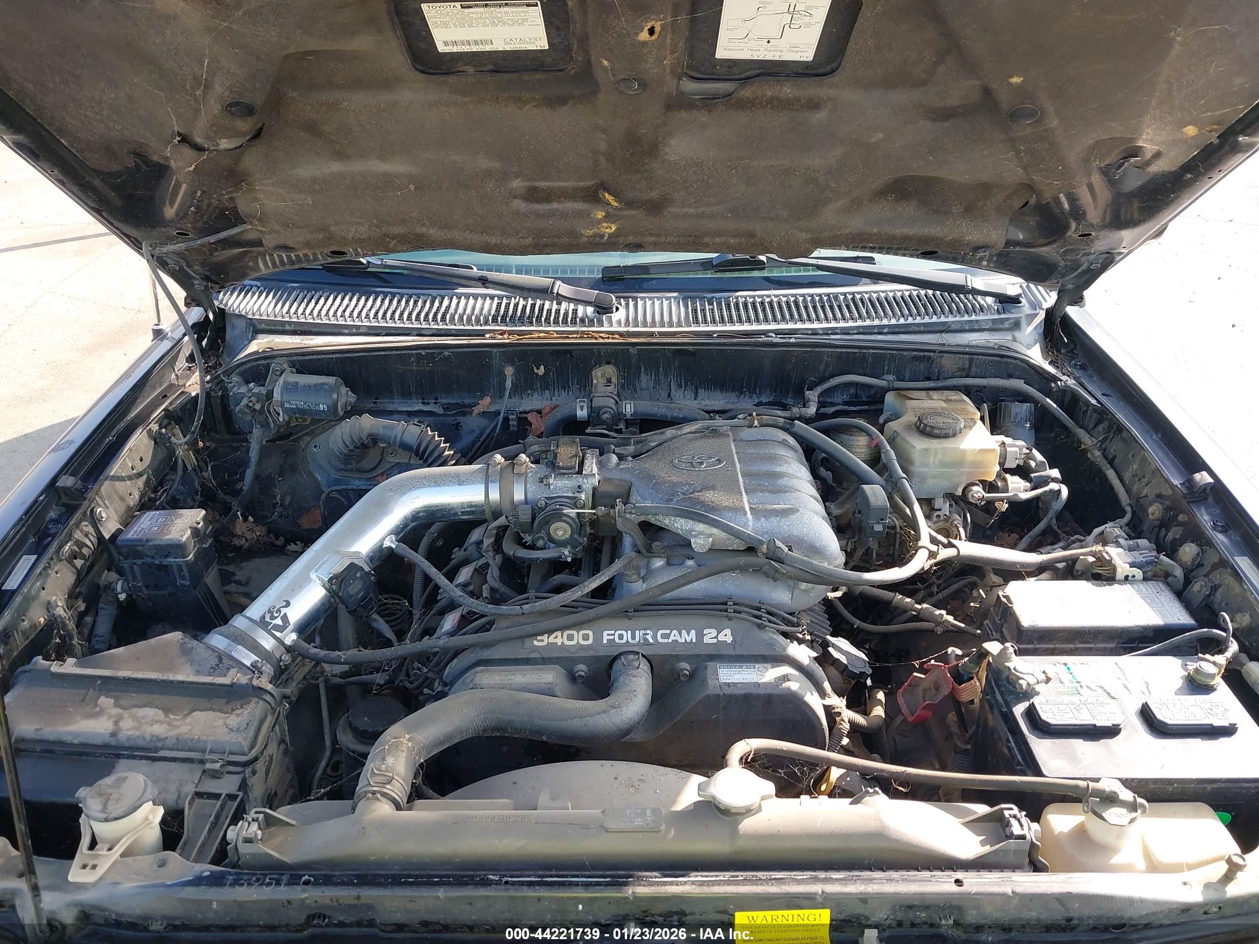 TOYOTA 4RUNNER image 10