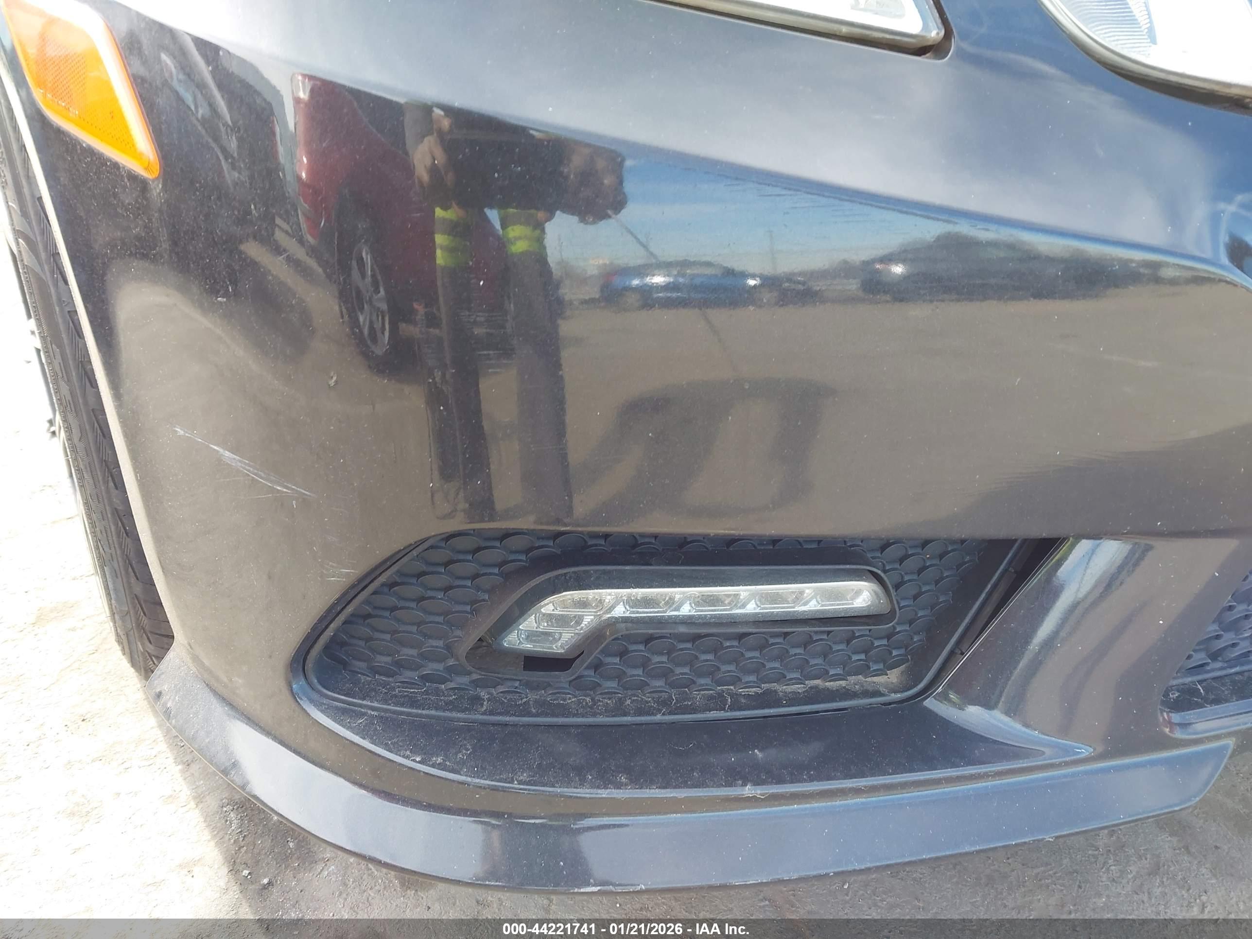 MERCEDES-BENZ E image 6