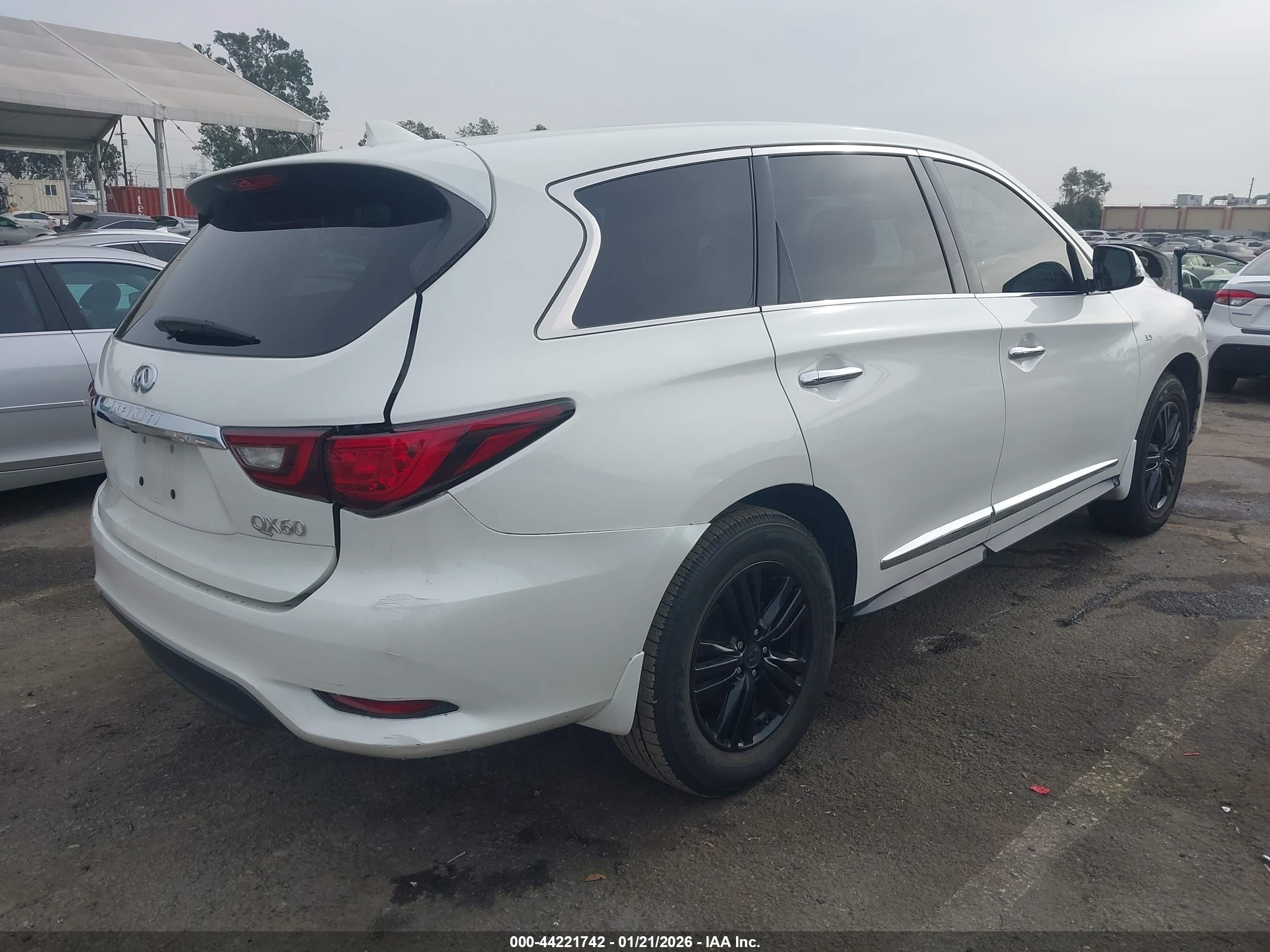 INFINITI QX60 image 4