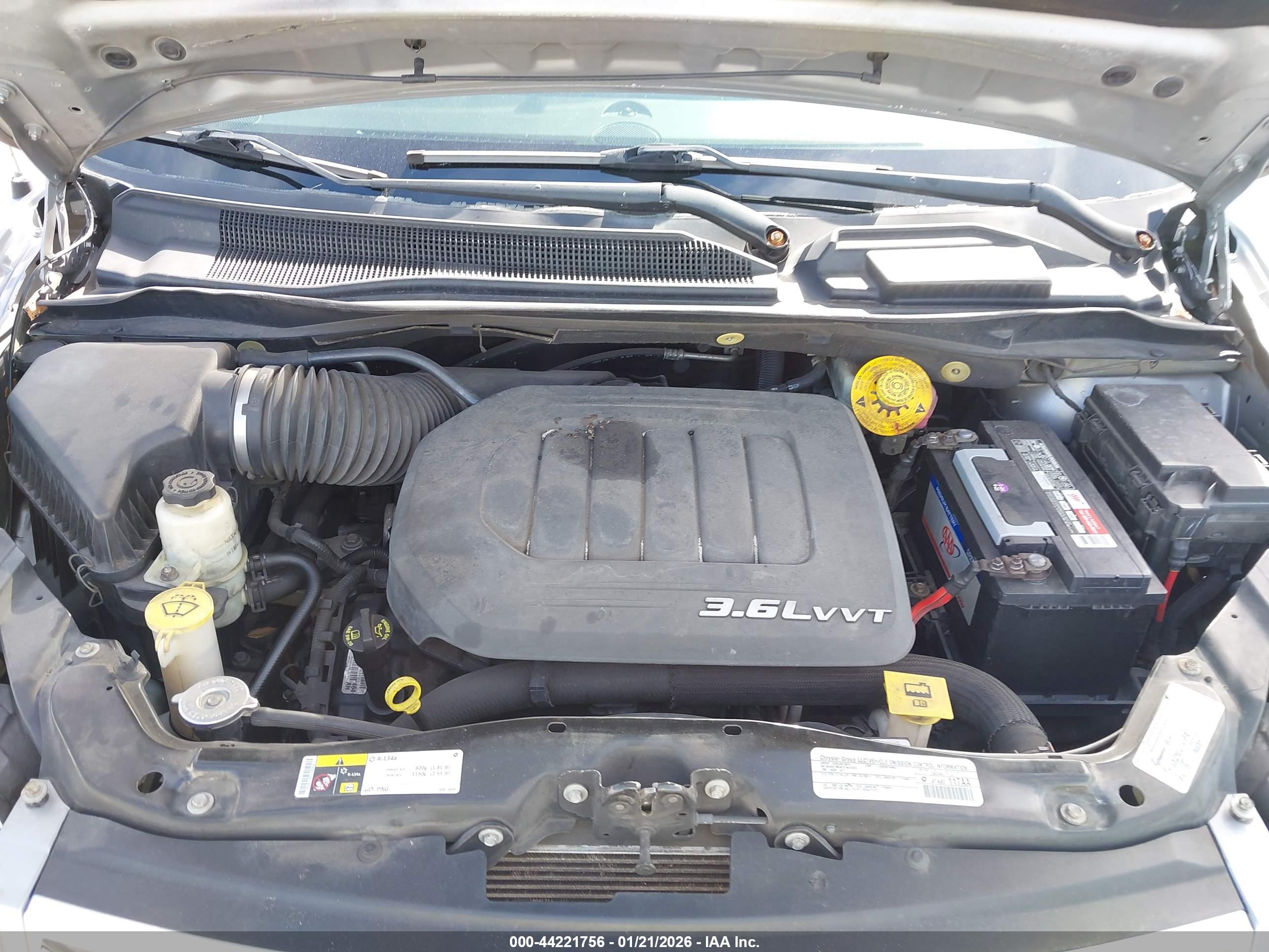 CHRYSLER TOWN image 10