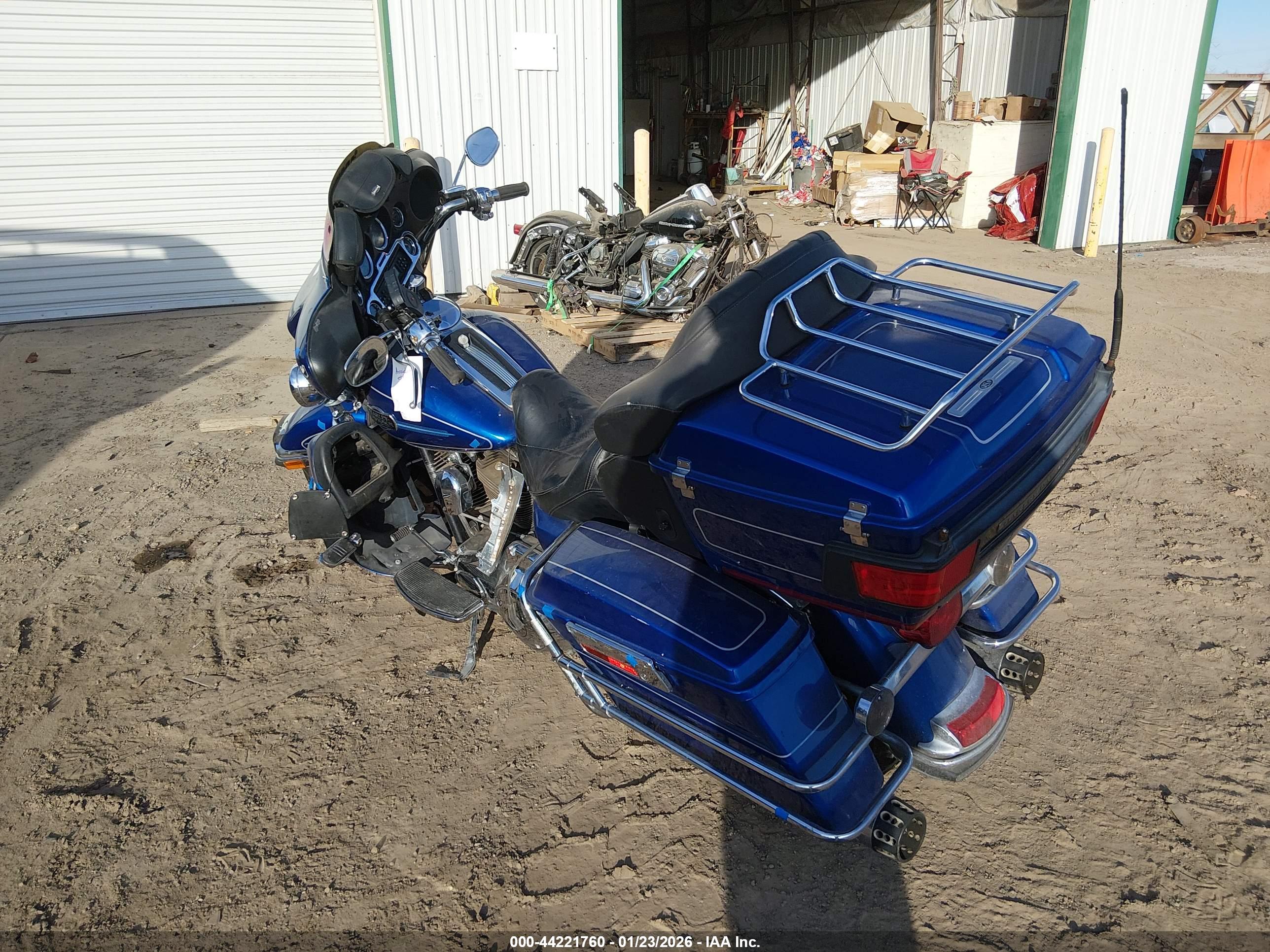 HARLEY-DAVIDSON FLHTCU image 3