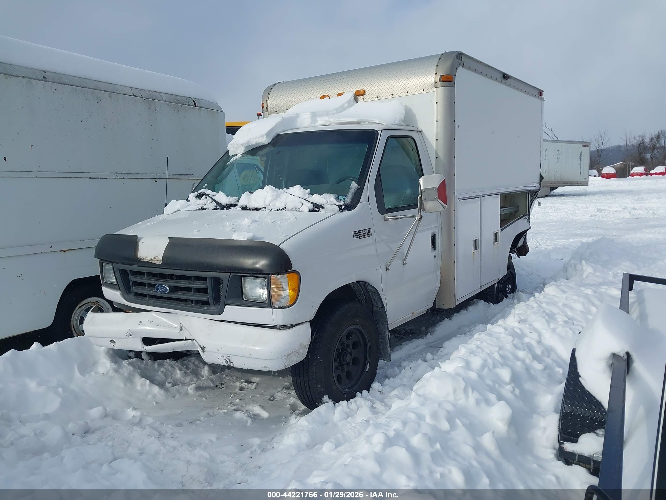 FORD E-350 image 2