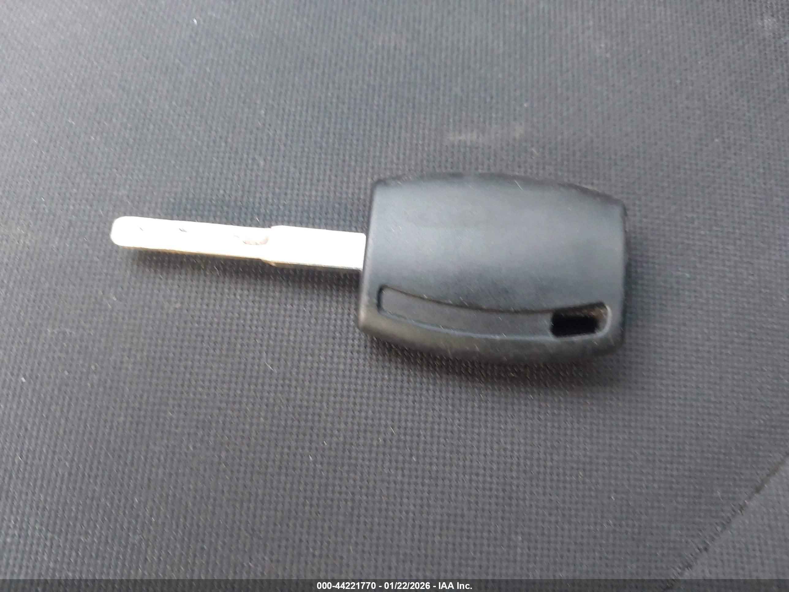 FORD FIESTA image 11