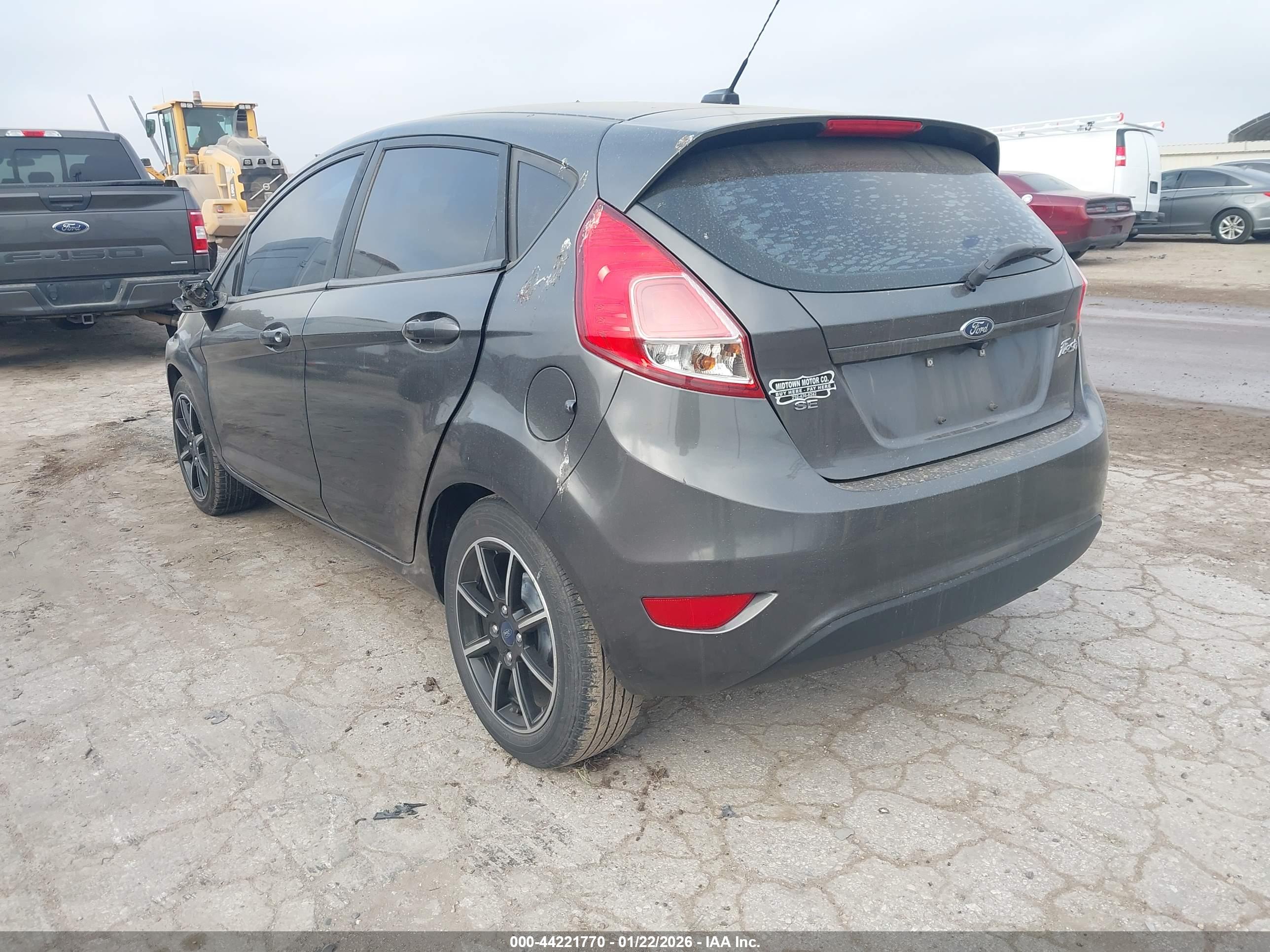 FORD FIESTA image 3